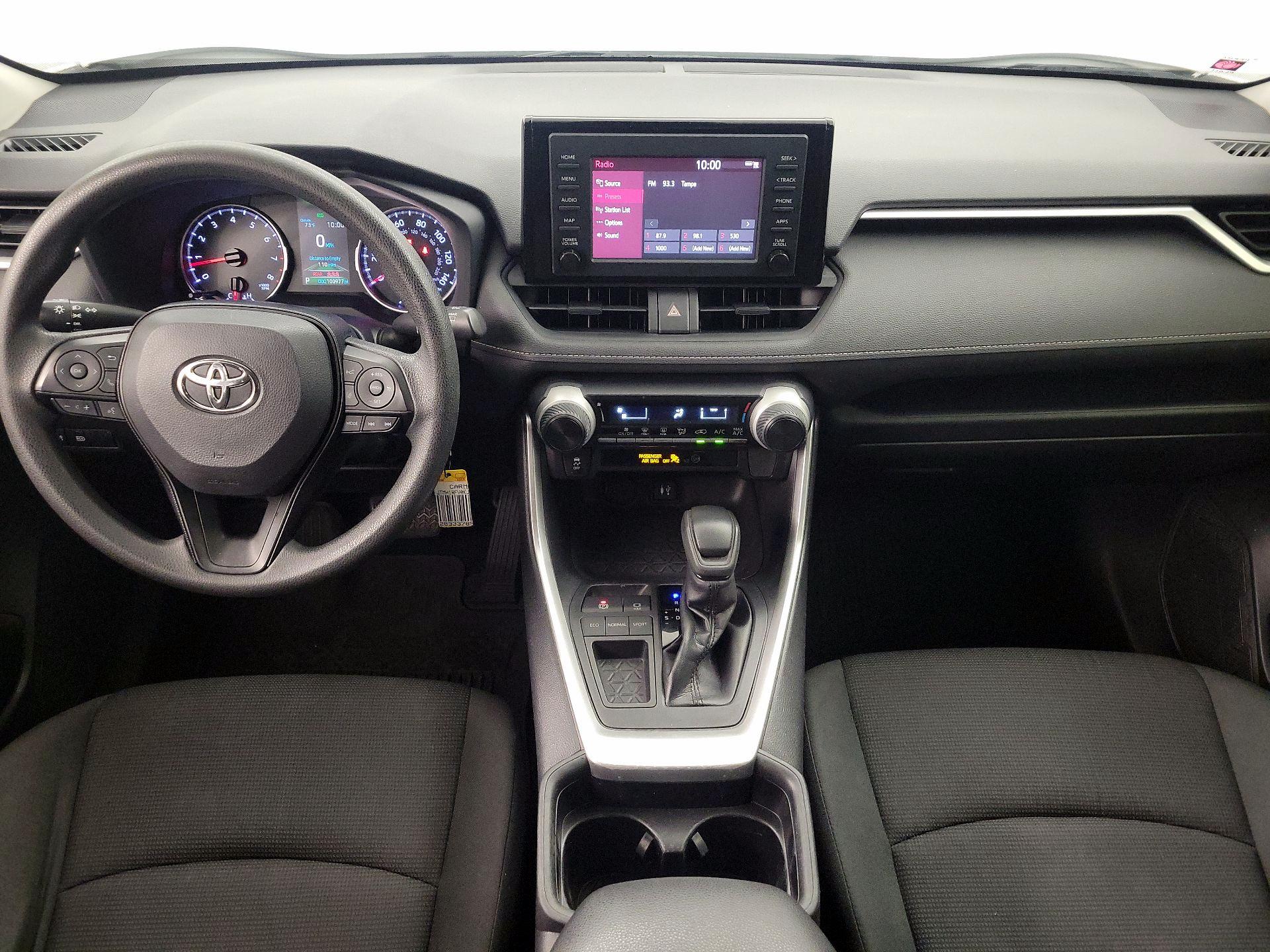 Thumbnail: 2019 Toyota RAV4 - 9