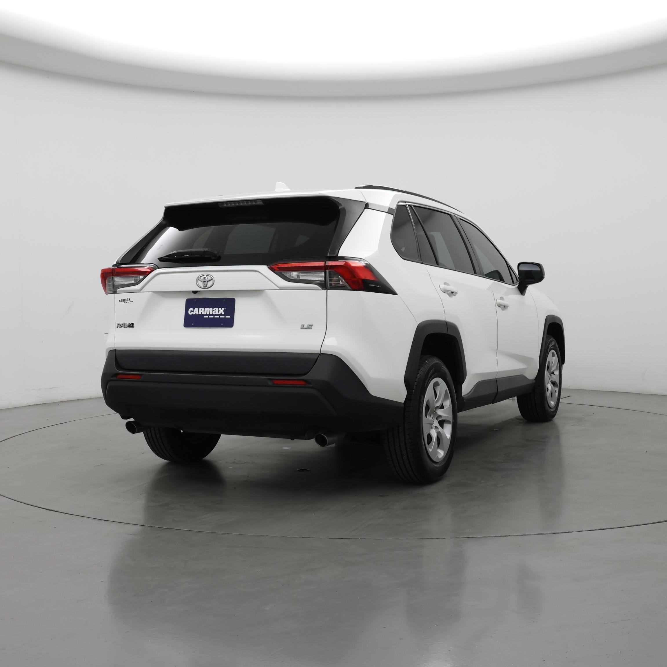 Thumbnail: 2019 Toyota RAV4 - 8