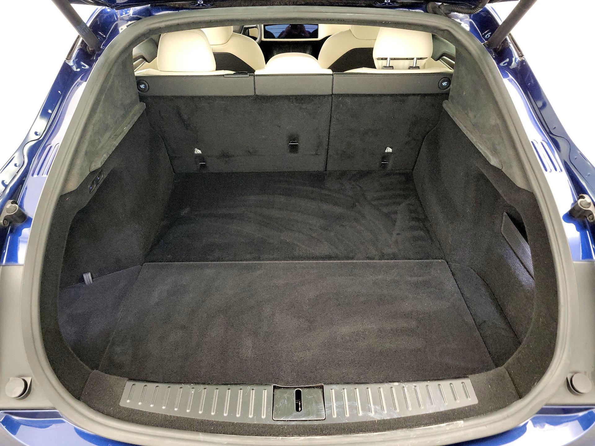 Thumbnail: 2021 Tesla Model S - 19