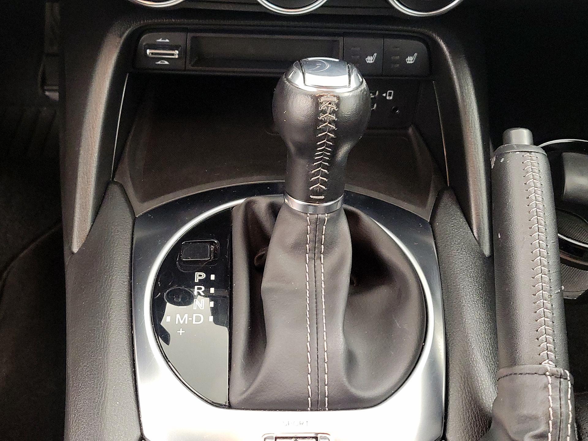 Thumbnail: 2021 Mazda MX-5 Miata - 18