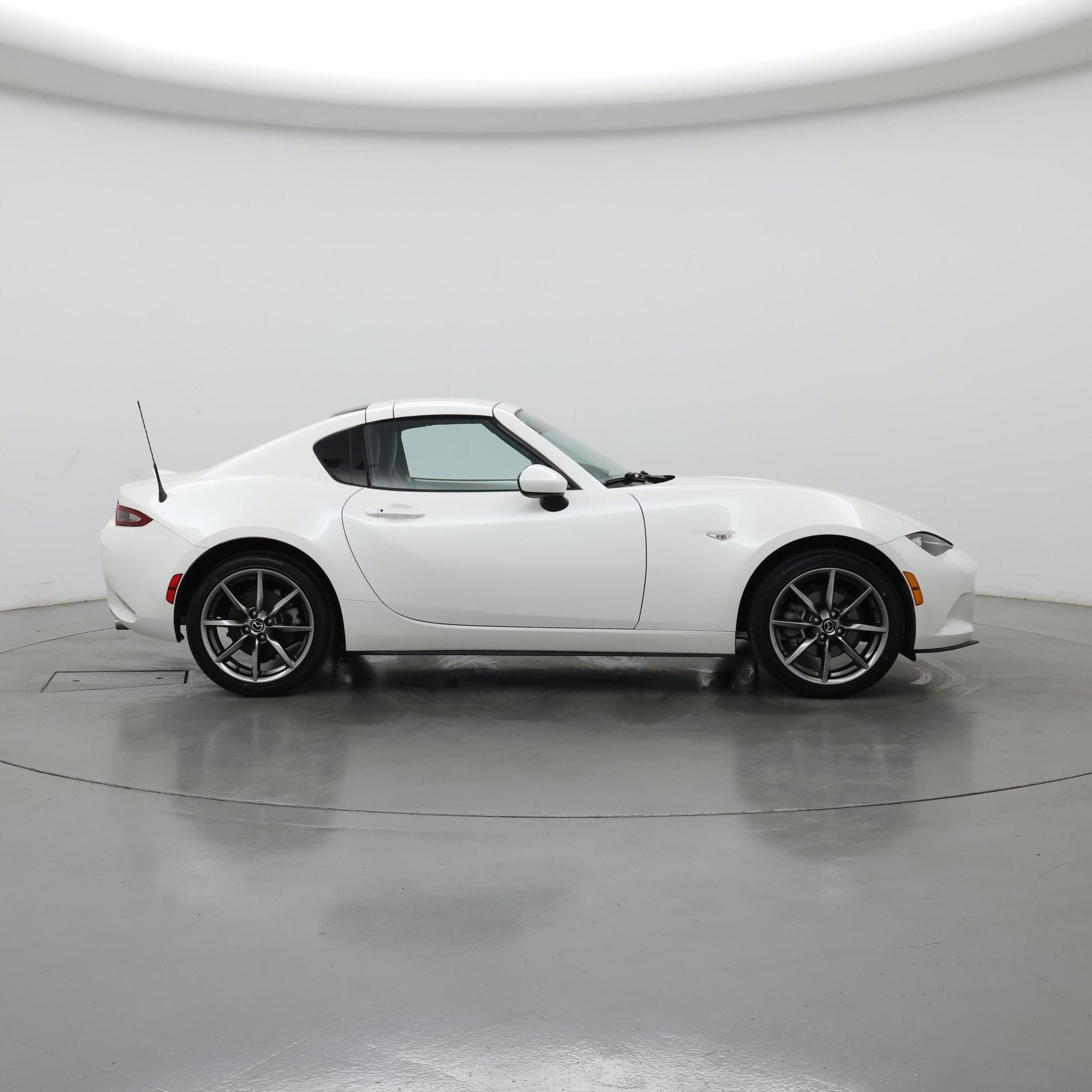 Thumbnail: 2021 Mazda MX-5 Miata - 7