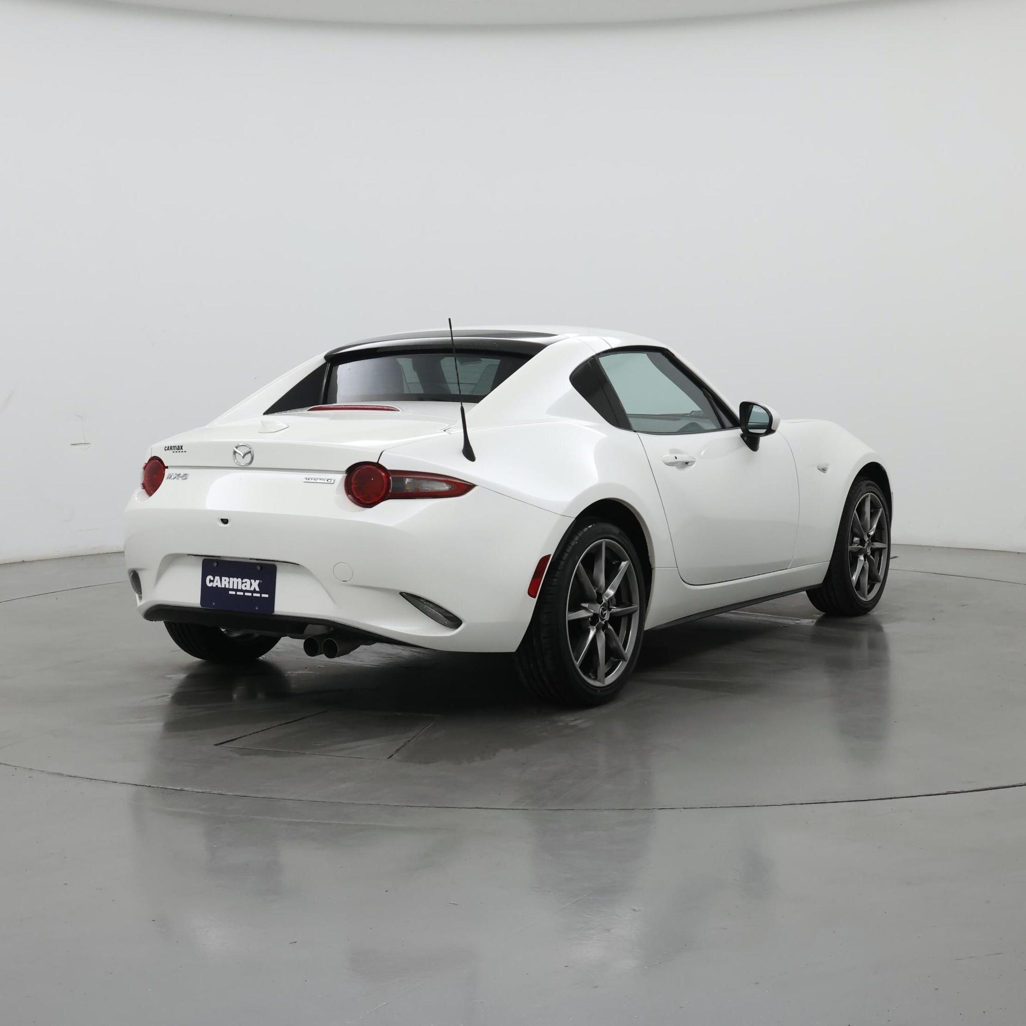 Thumbnail: 2021 Mazda MX-5 Miata - 8