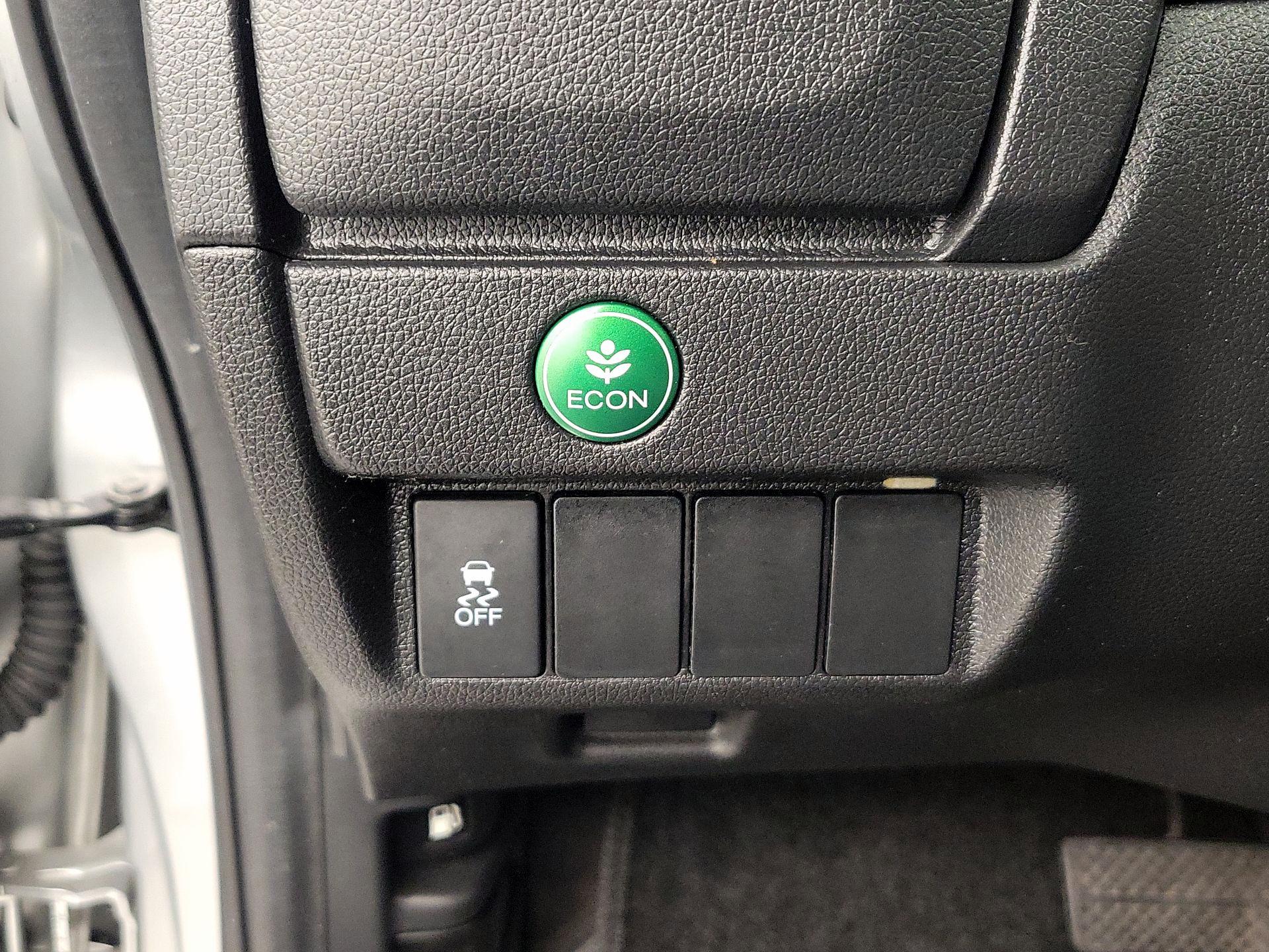 Thumbnail: 2016 Honda Fit - 13