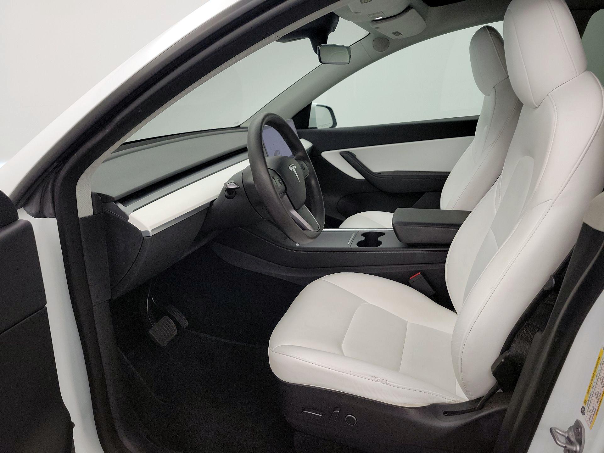 Thumbnail: 2022 Tesla Model Y - 11