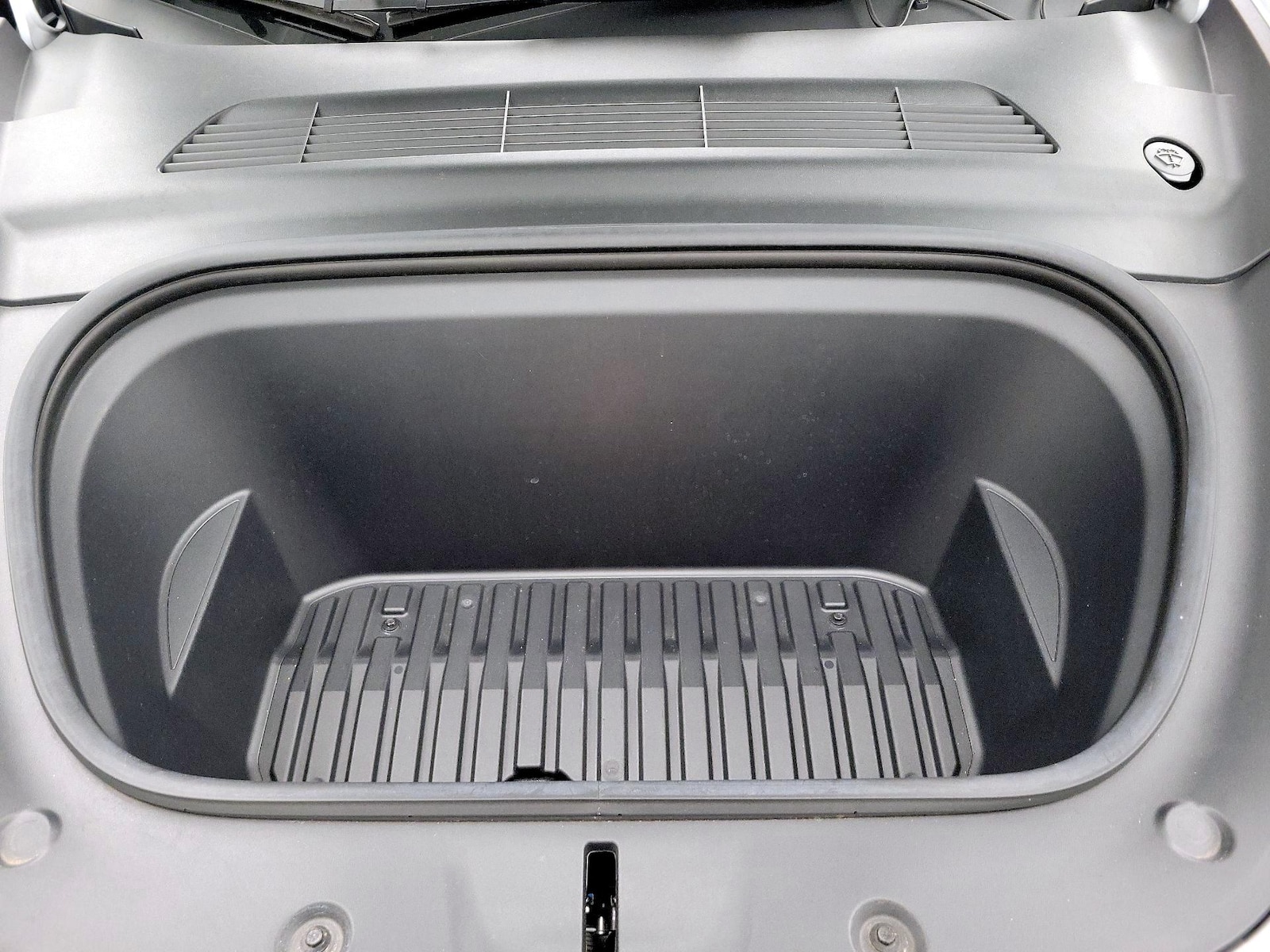 2022 Tesla Model Y Long Range - Photo 24