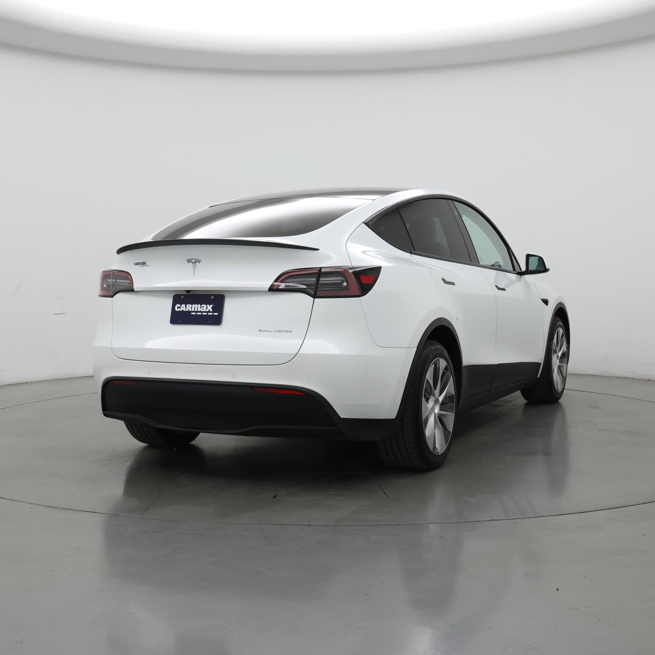 Thumbnail: 2022 Tesla Model Y - 8