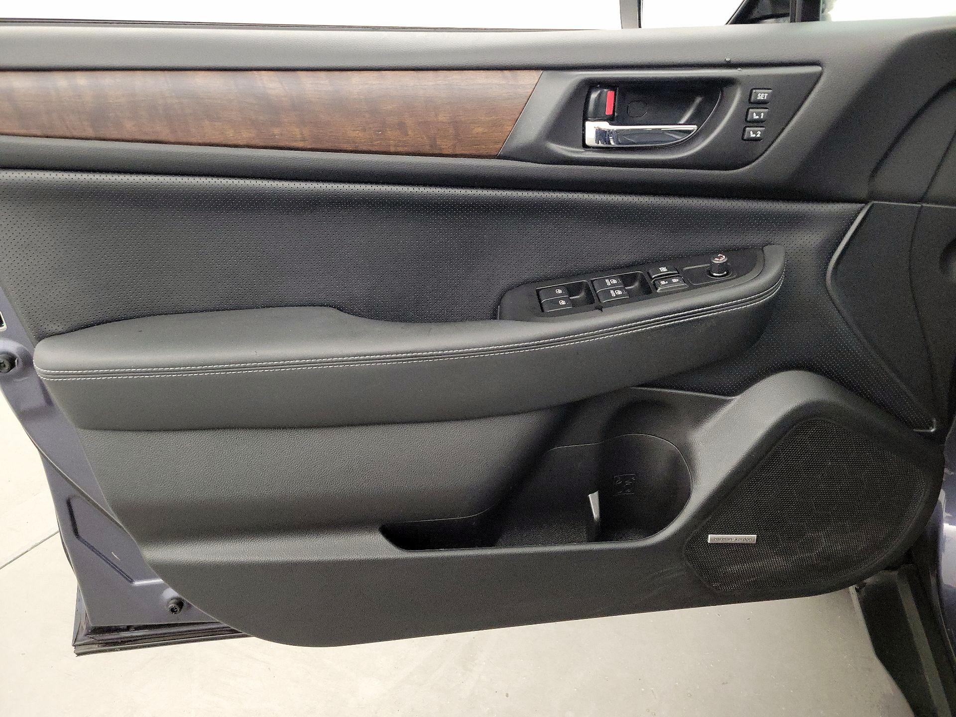 Thumbnail: 2015 Subaru Outback - 12