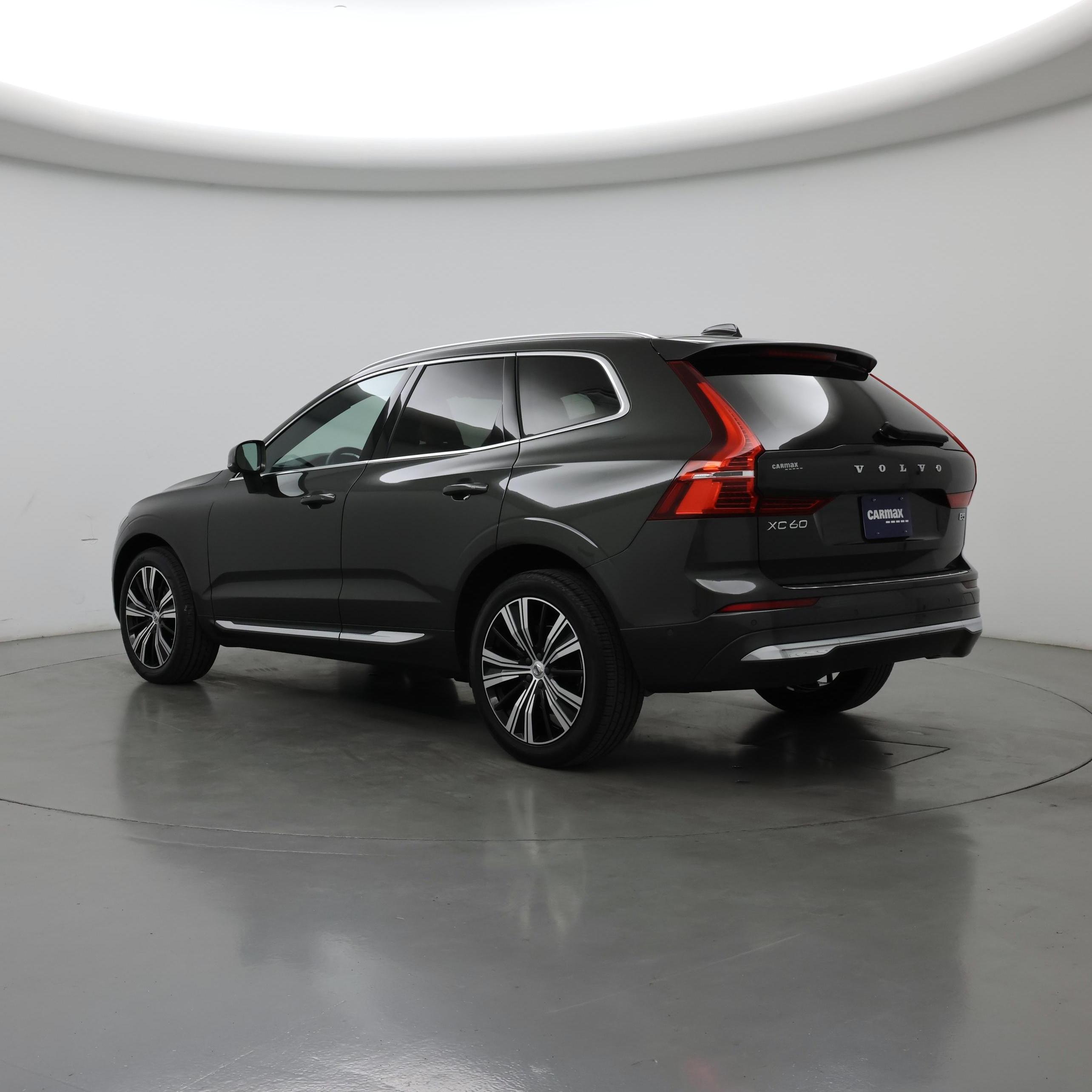 Thumbnail: 2022 Volvo XC60 - 2