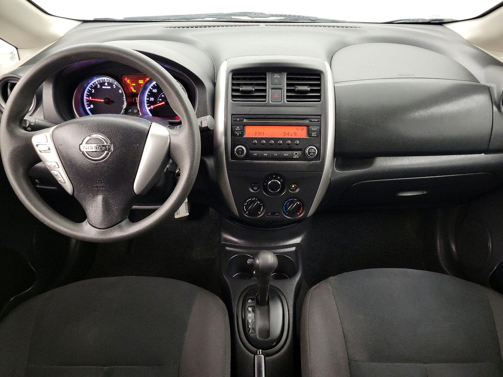 Thumbnail: 2015 Nissan Versa Note - 9