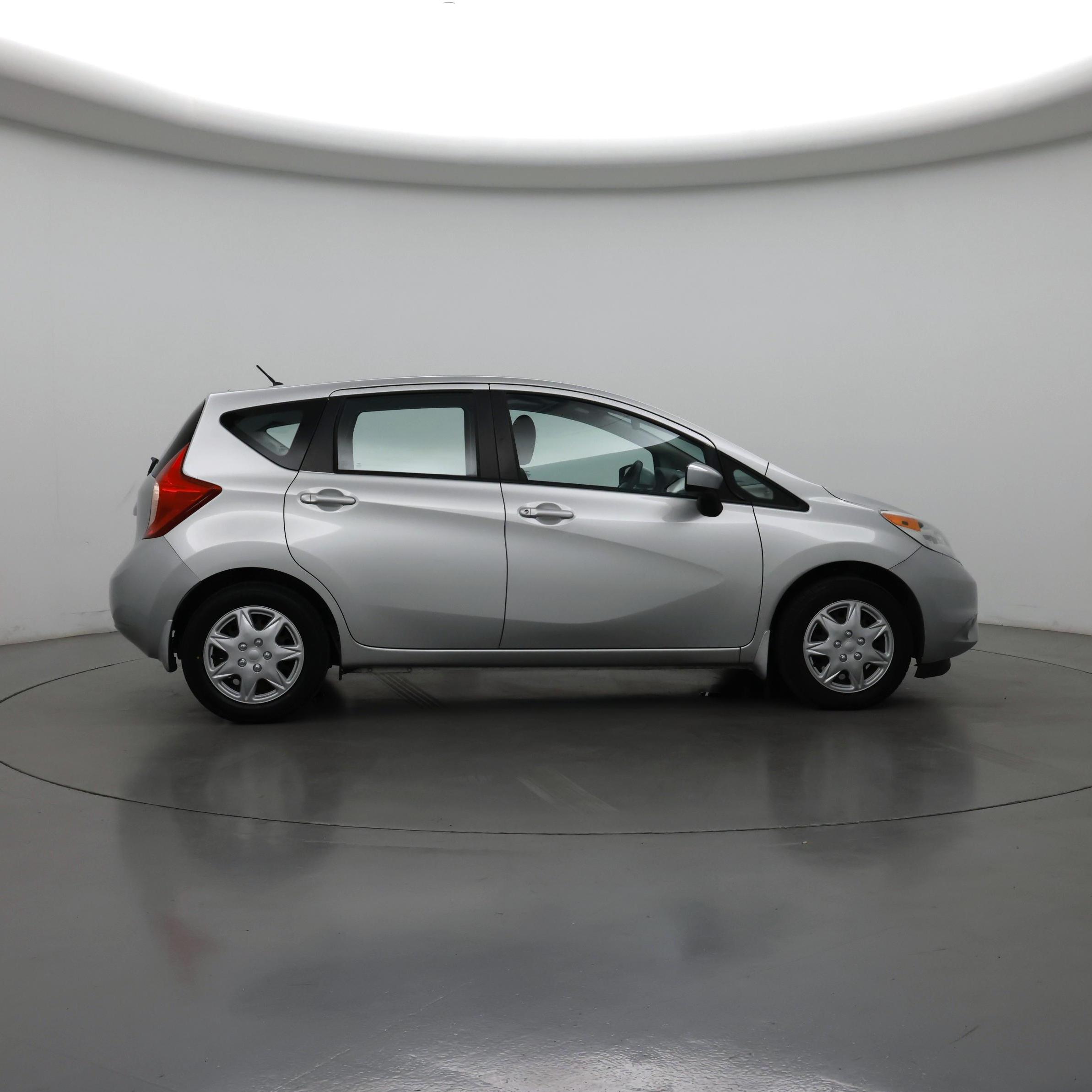 Thumbnail: 2015 Nissan Versa Note - 7