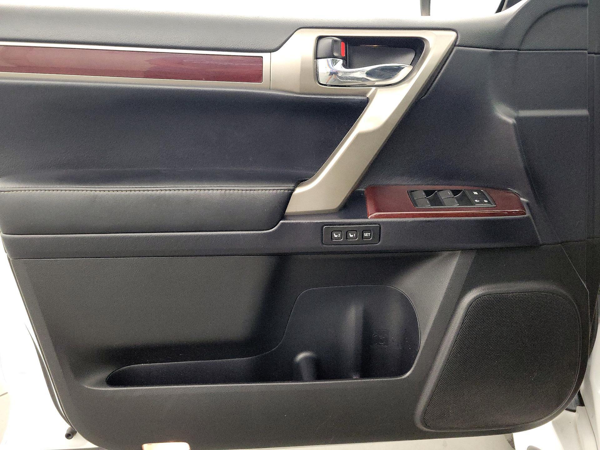 Thumbnail: 2018 Lexus GX - 12