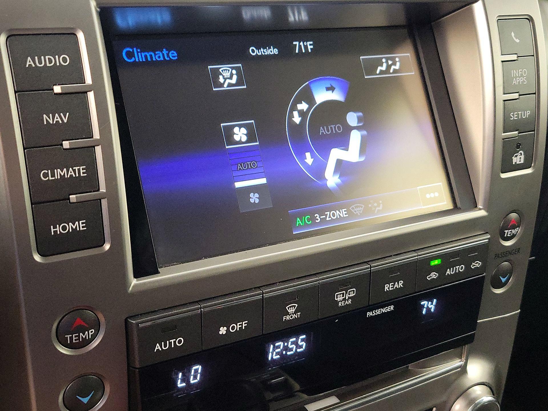 Thumbnail: 2018 Lexus GX - 17