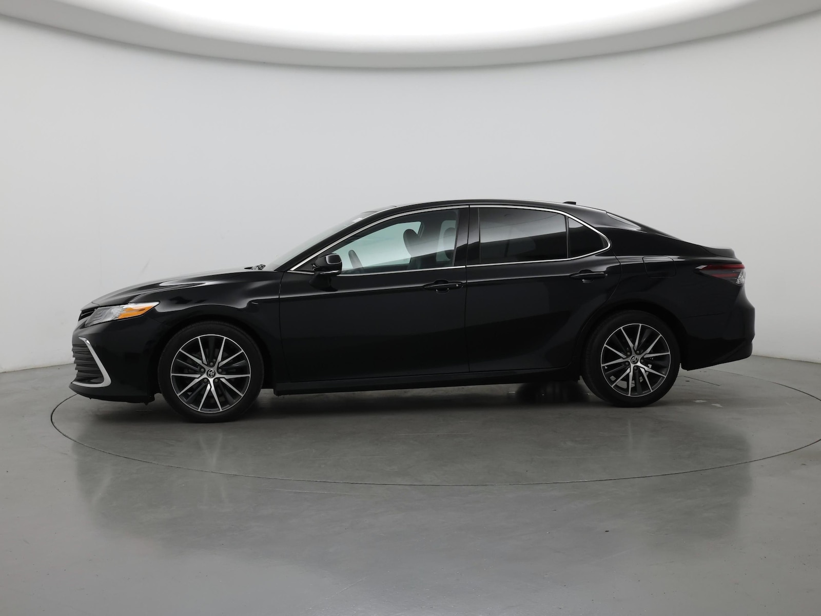 2023 Toyota Camry XLE - Photo 4