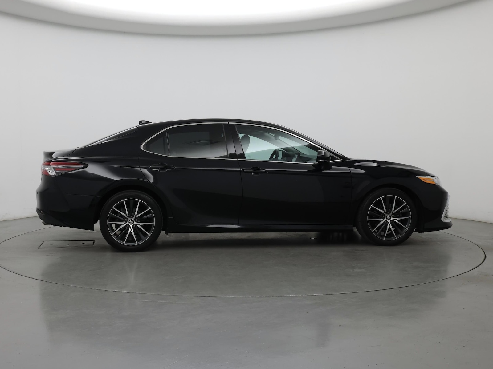 2023 Toyota Camry XLE - Photo 8