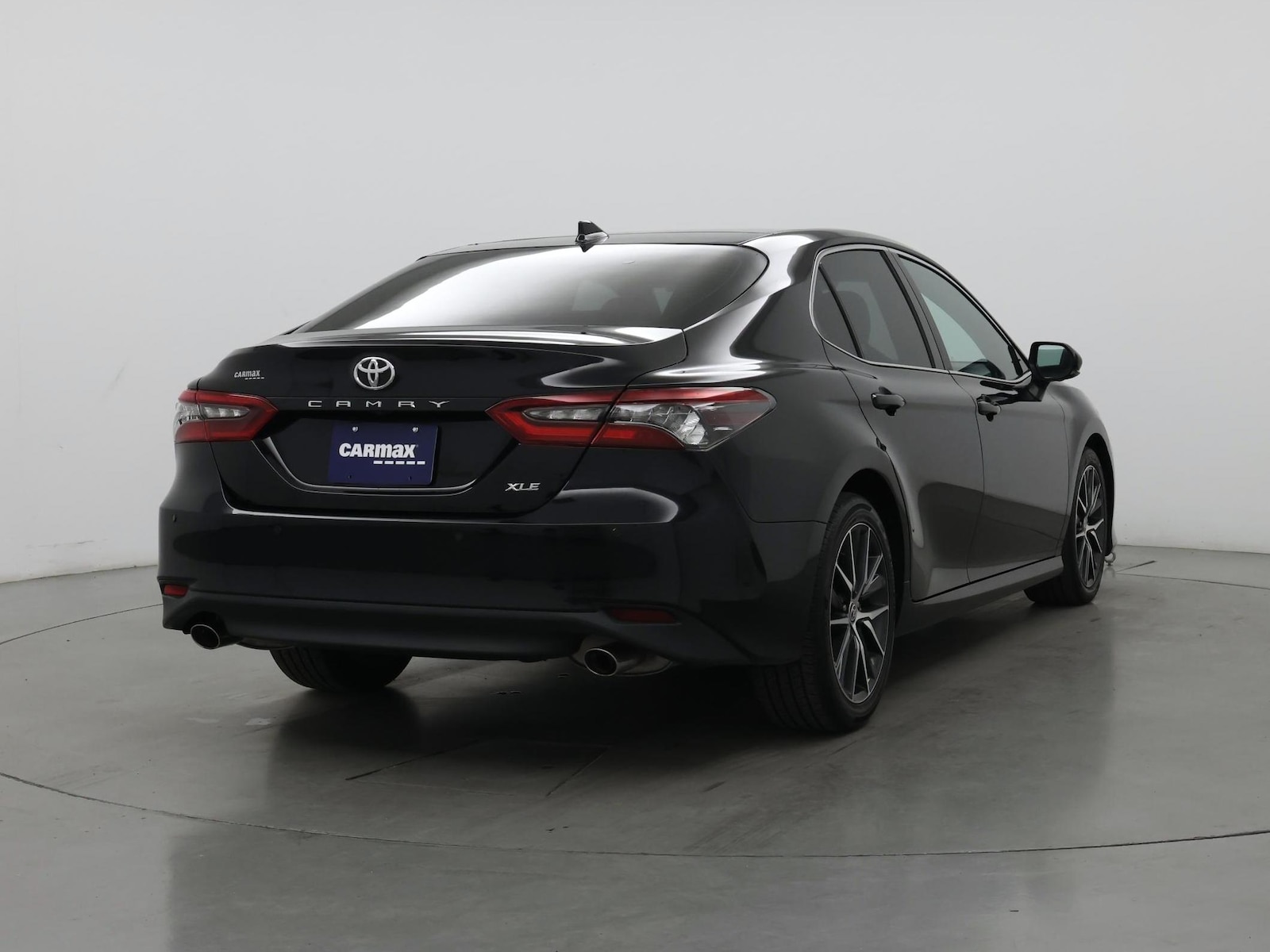 2023 Toyota Camry XLE - Photo 9