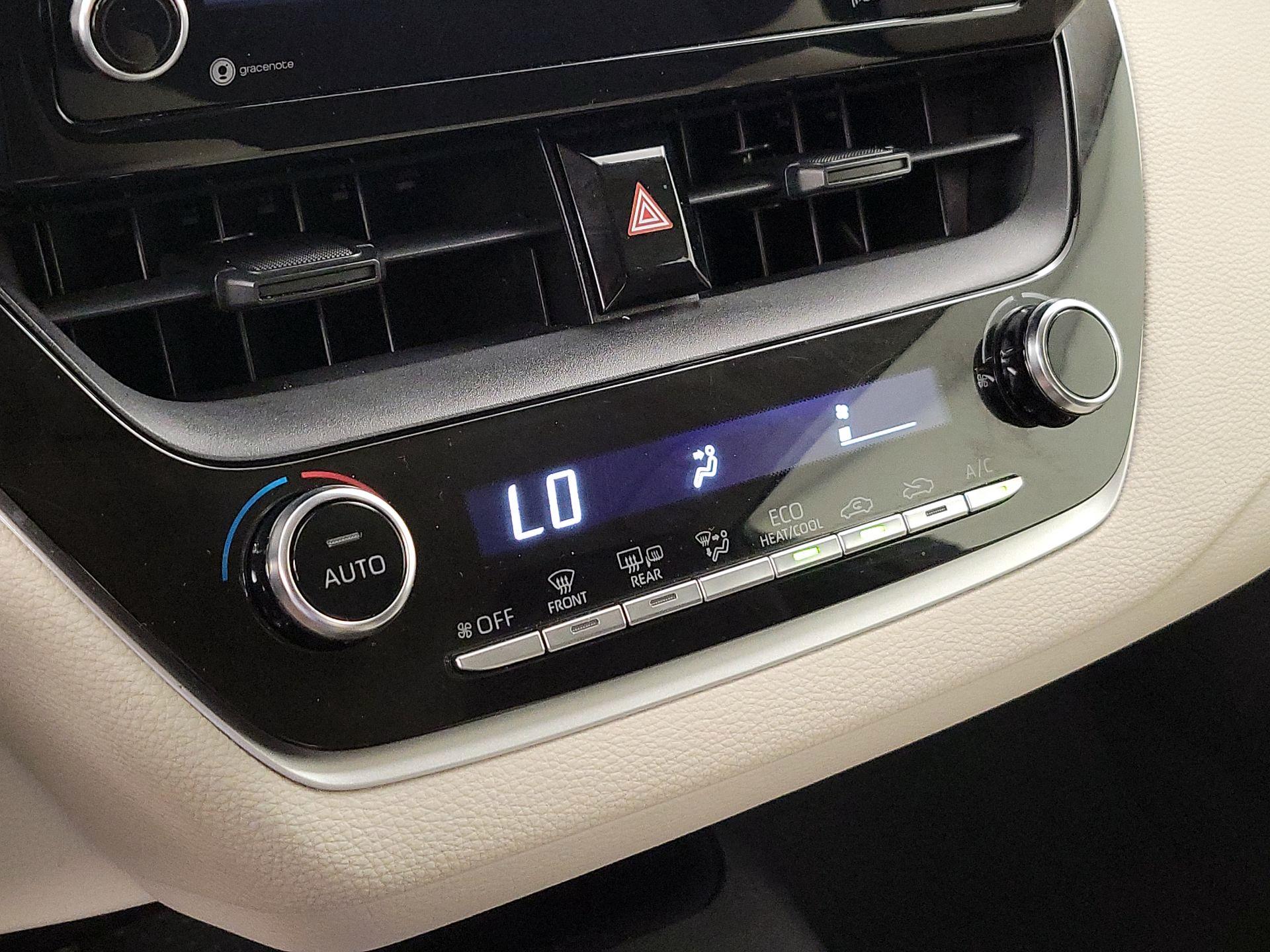 Thumbnail: 2021 Toyota Corolla - 16