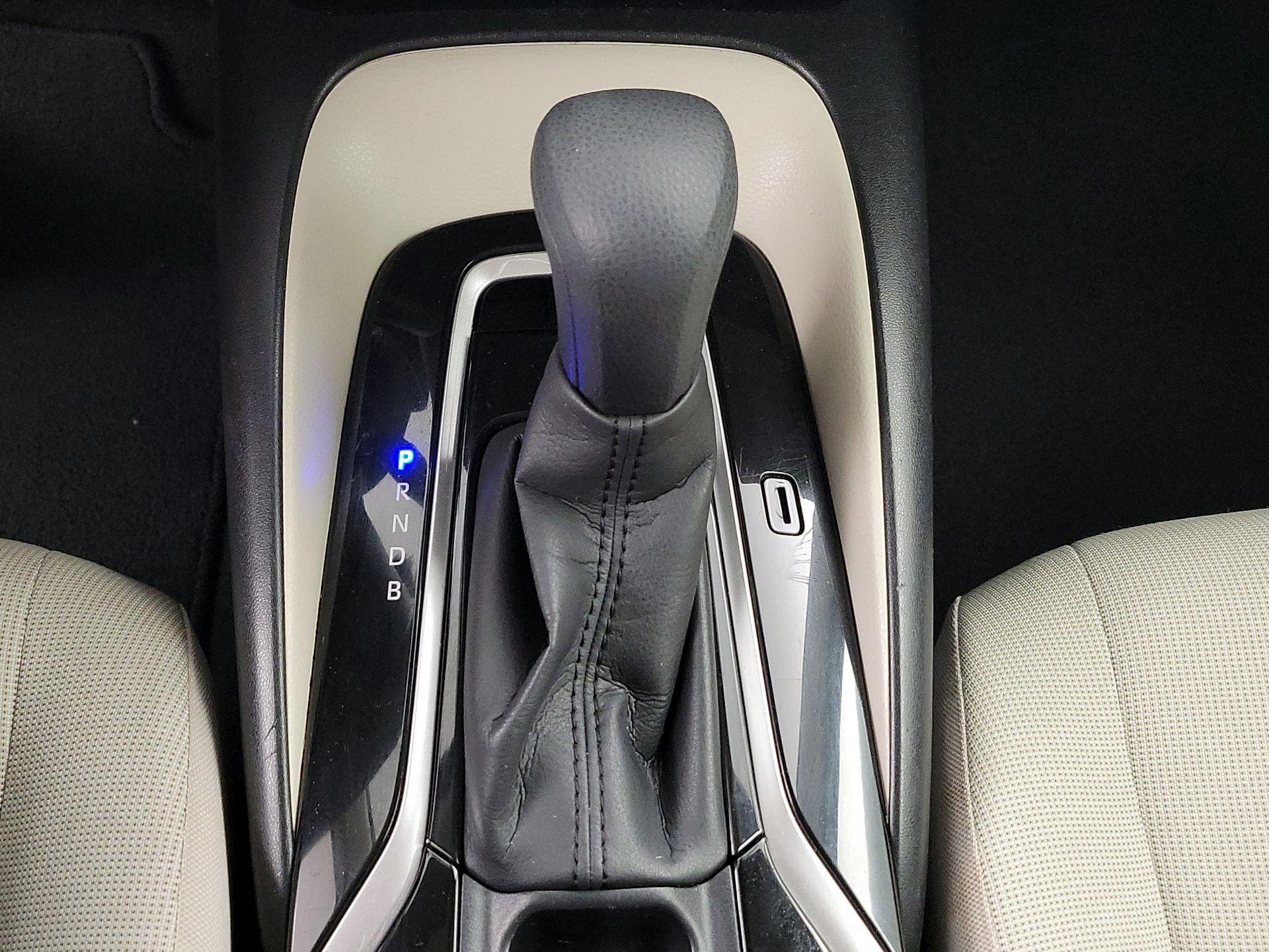 Thumbnail: 2021 Toyota Corolla - 17