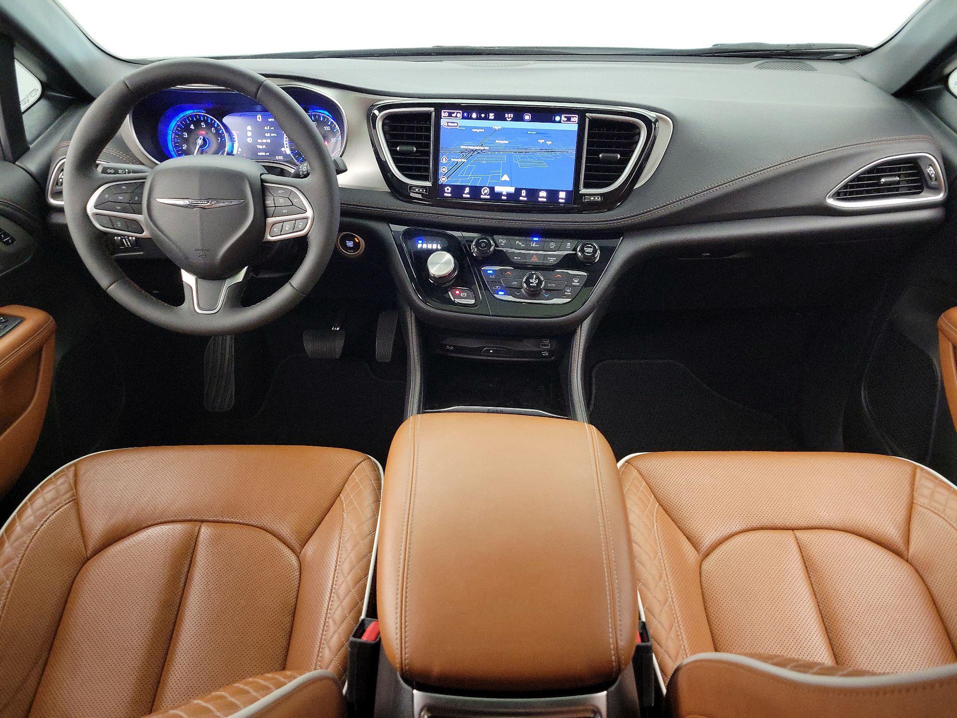 Thumbnail: 2024 Chrysler Pacifica - 9