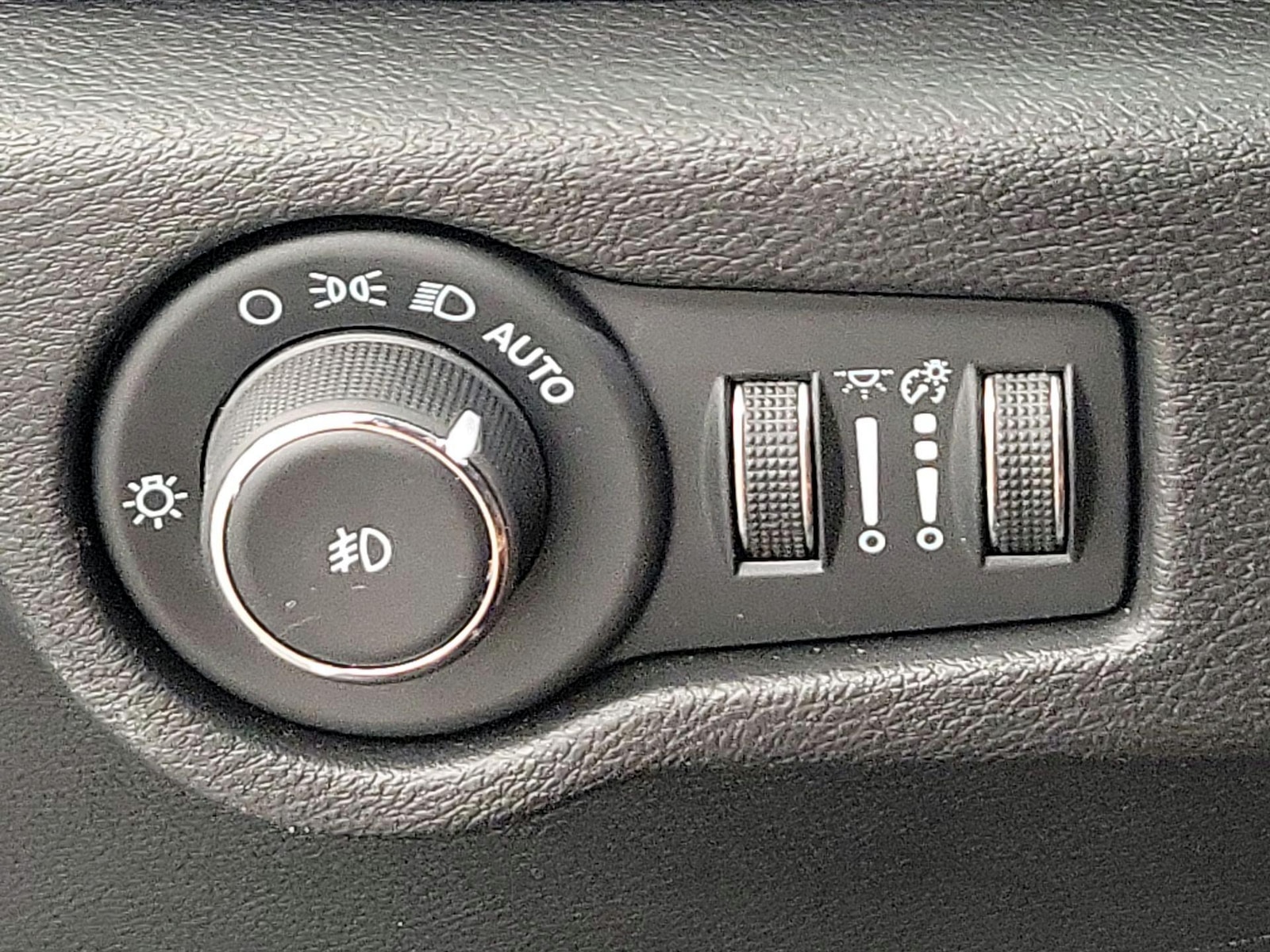 2024 Chrysler Pacifica Pinnacle - Photo 14