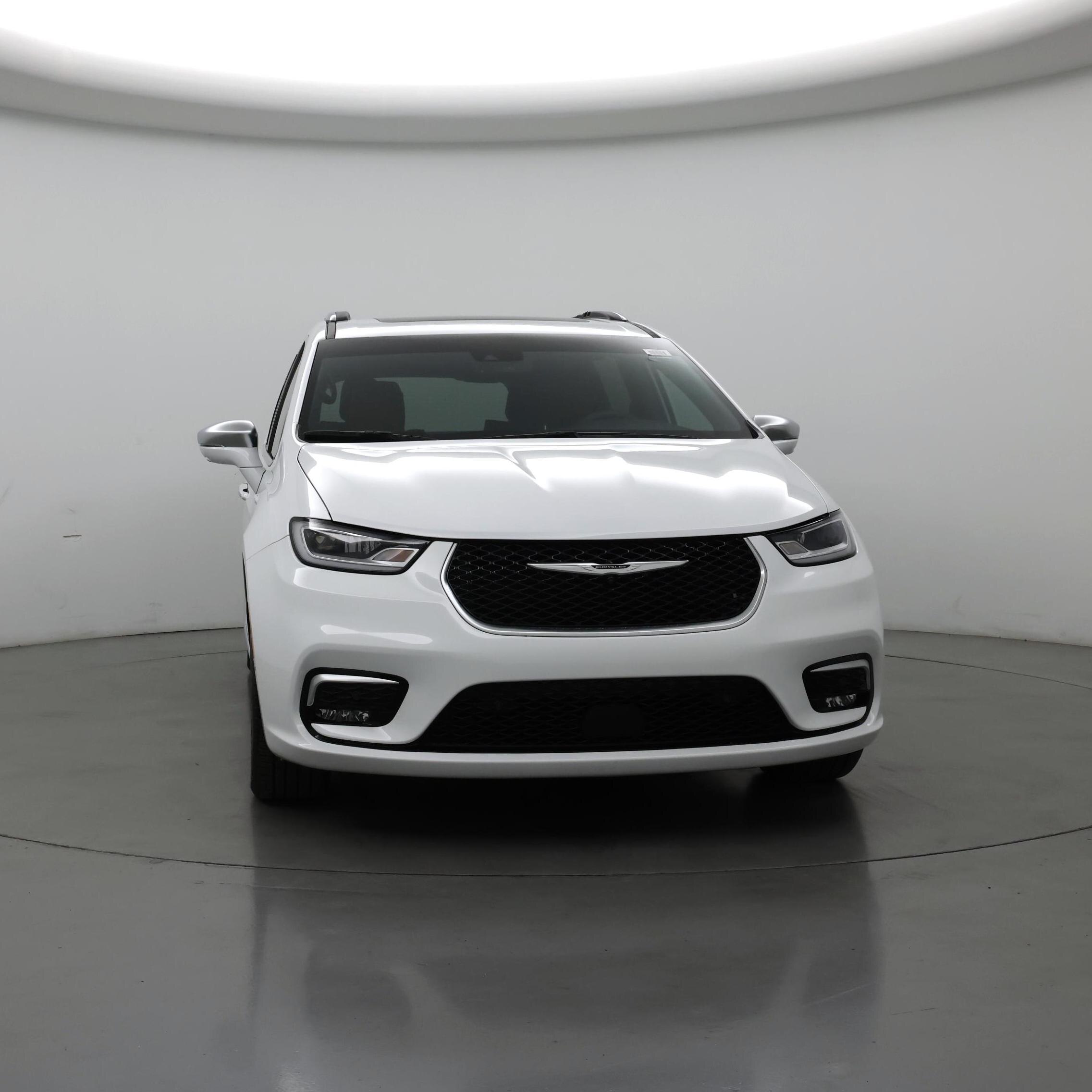 Thumbnail: 2024 Chrysler Pacifica - 5
