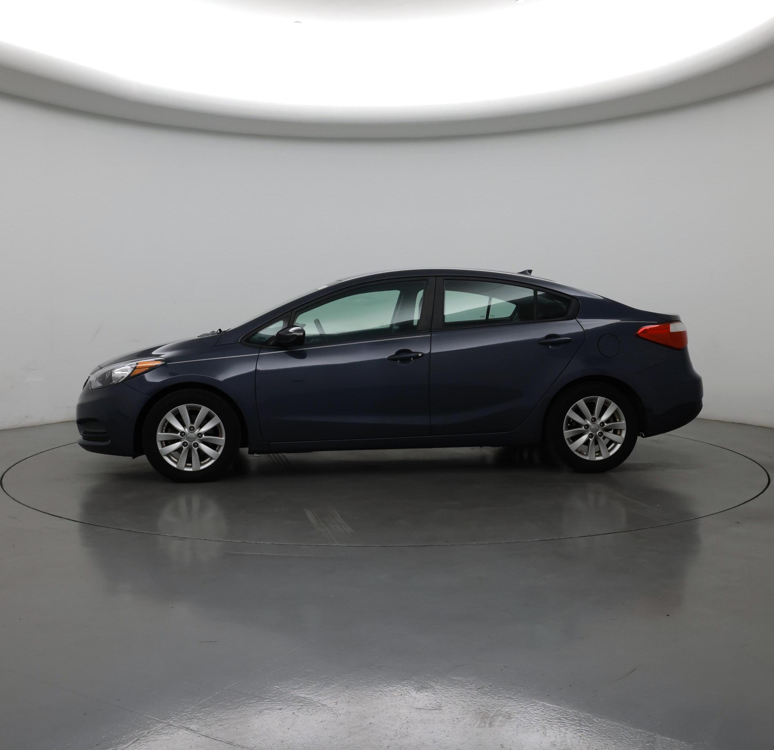 Thumbnail: 2015 Kia Forte - 3