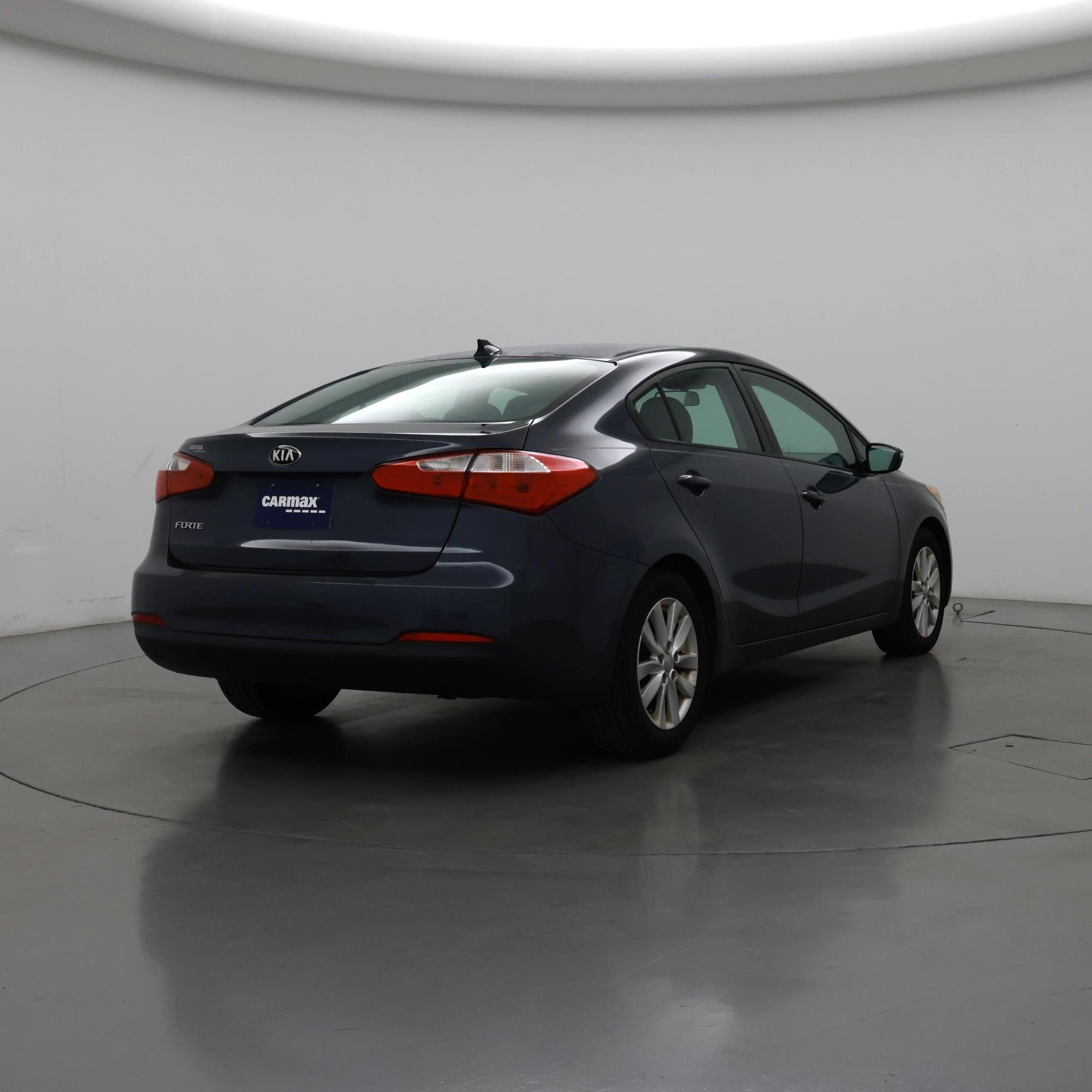 Thumbnail: 2015 Kia Forte - 8