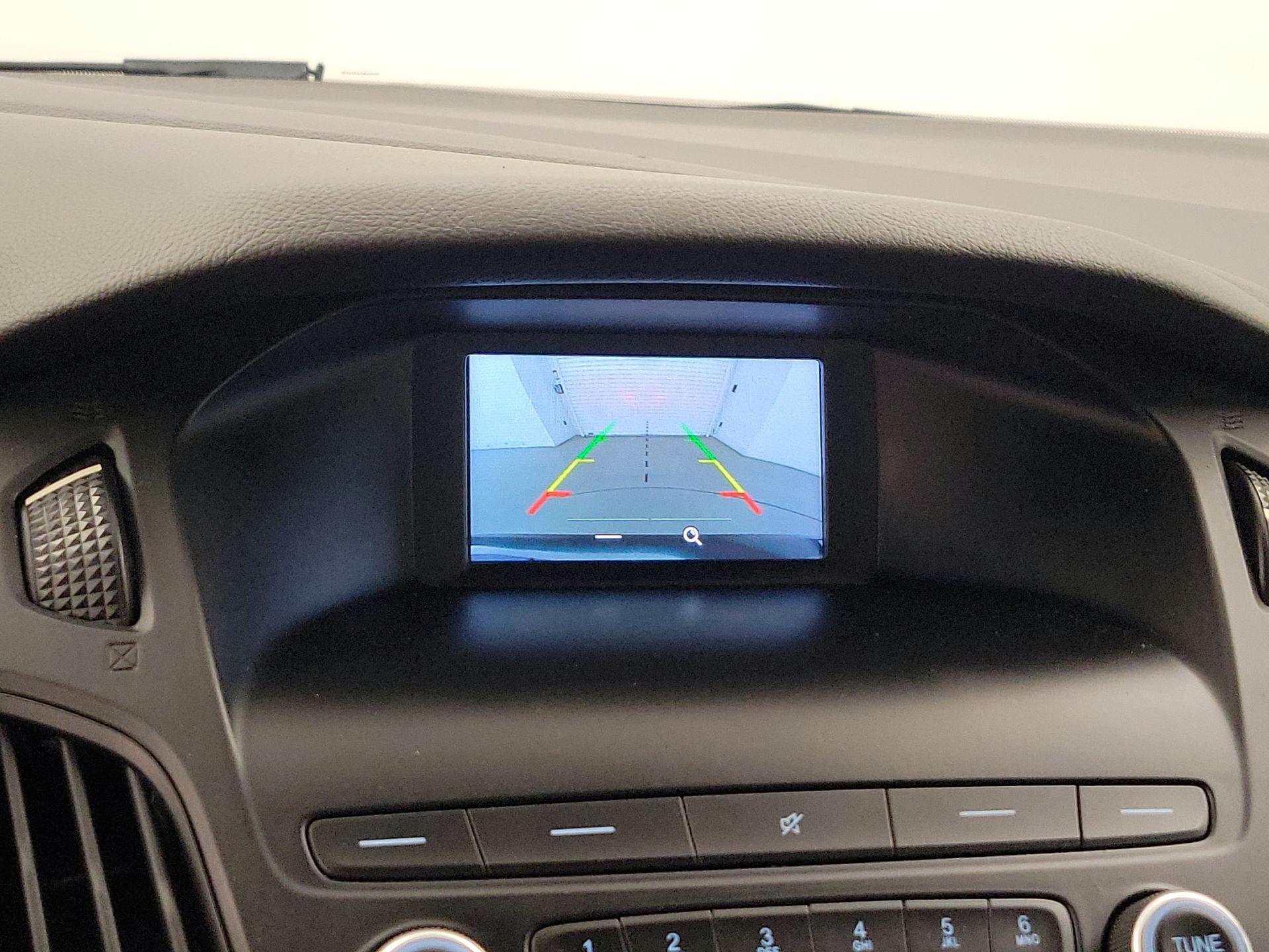 Thumbnail: 2018 Ford Focus - 14