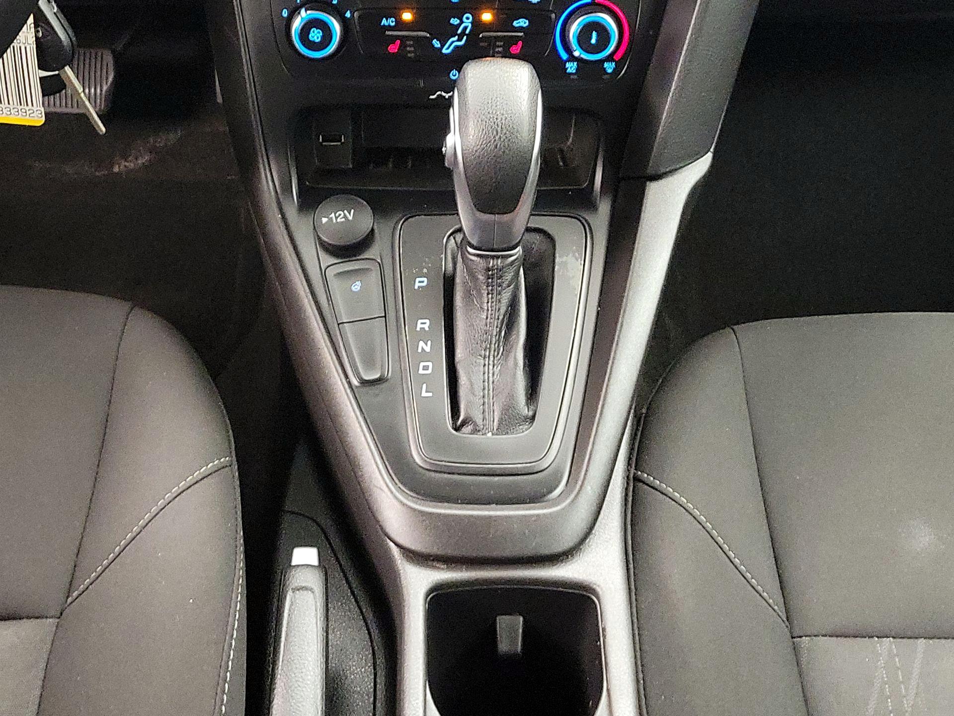 Thumbnail: 2018 Ford Focus - 17