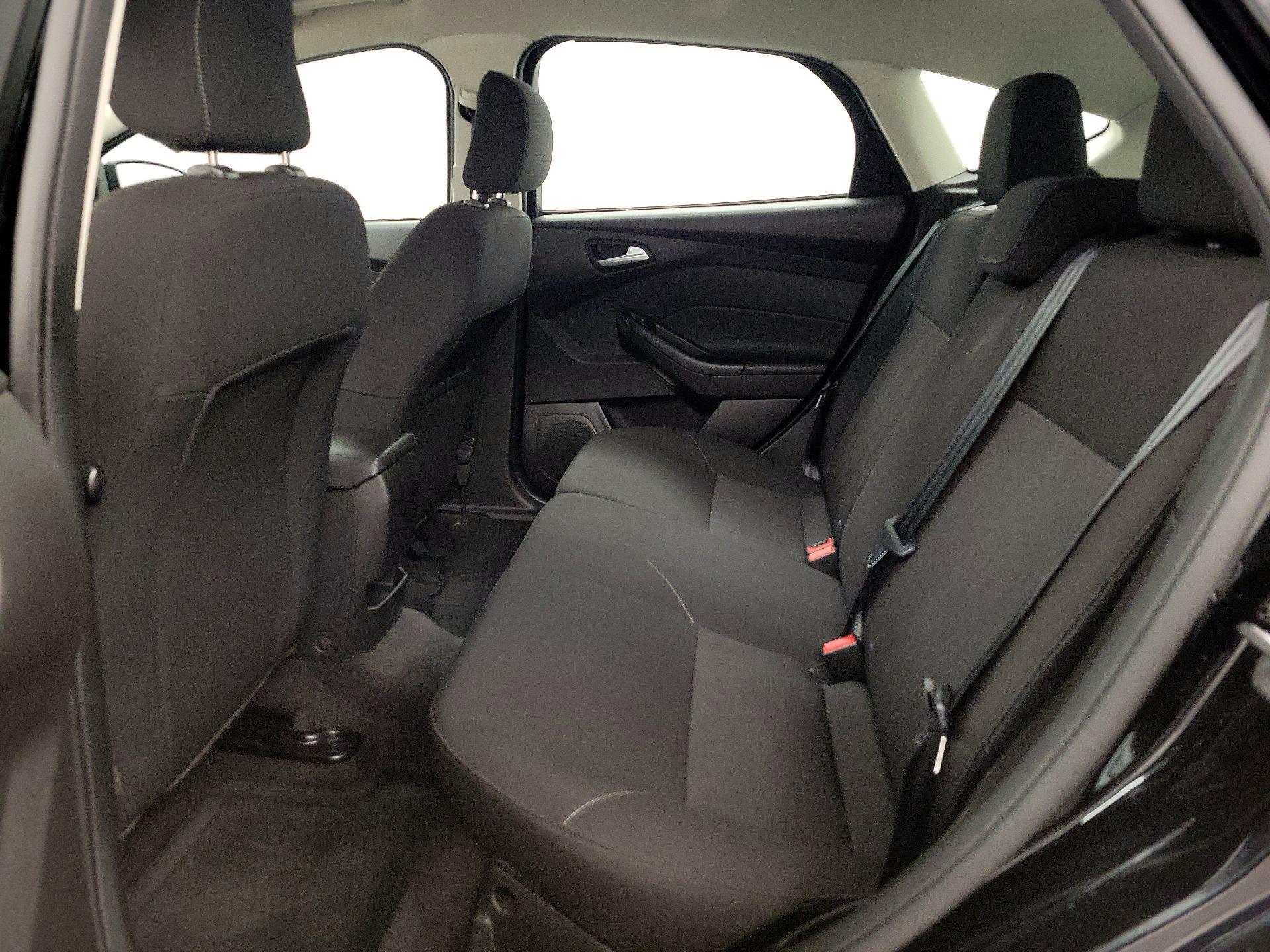 Thumbnail: 2018 Ford Focus - 19