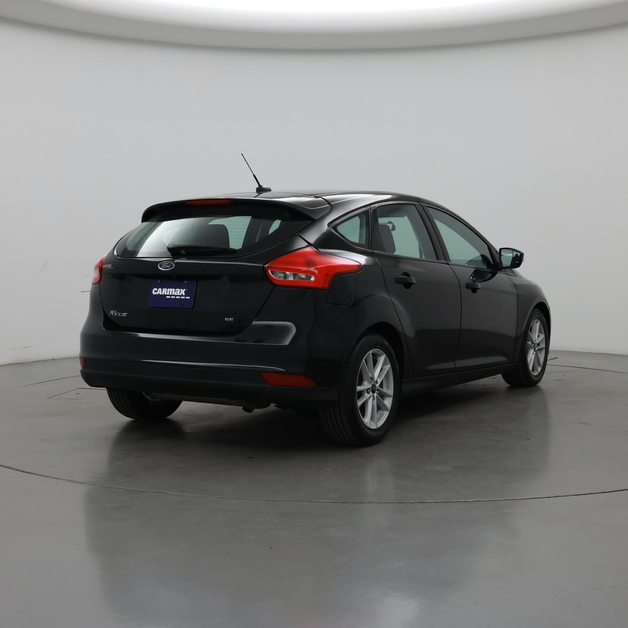 Thumbnail: 2018 Ford Focus - 8