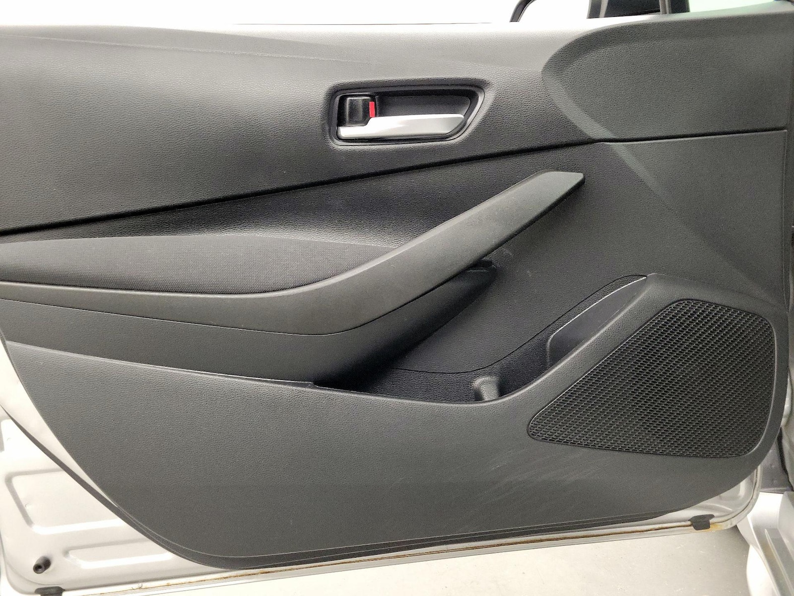 2021 Toyota Corolla LE - Photo 13