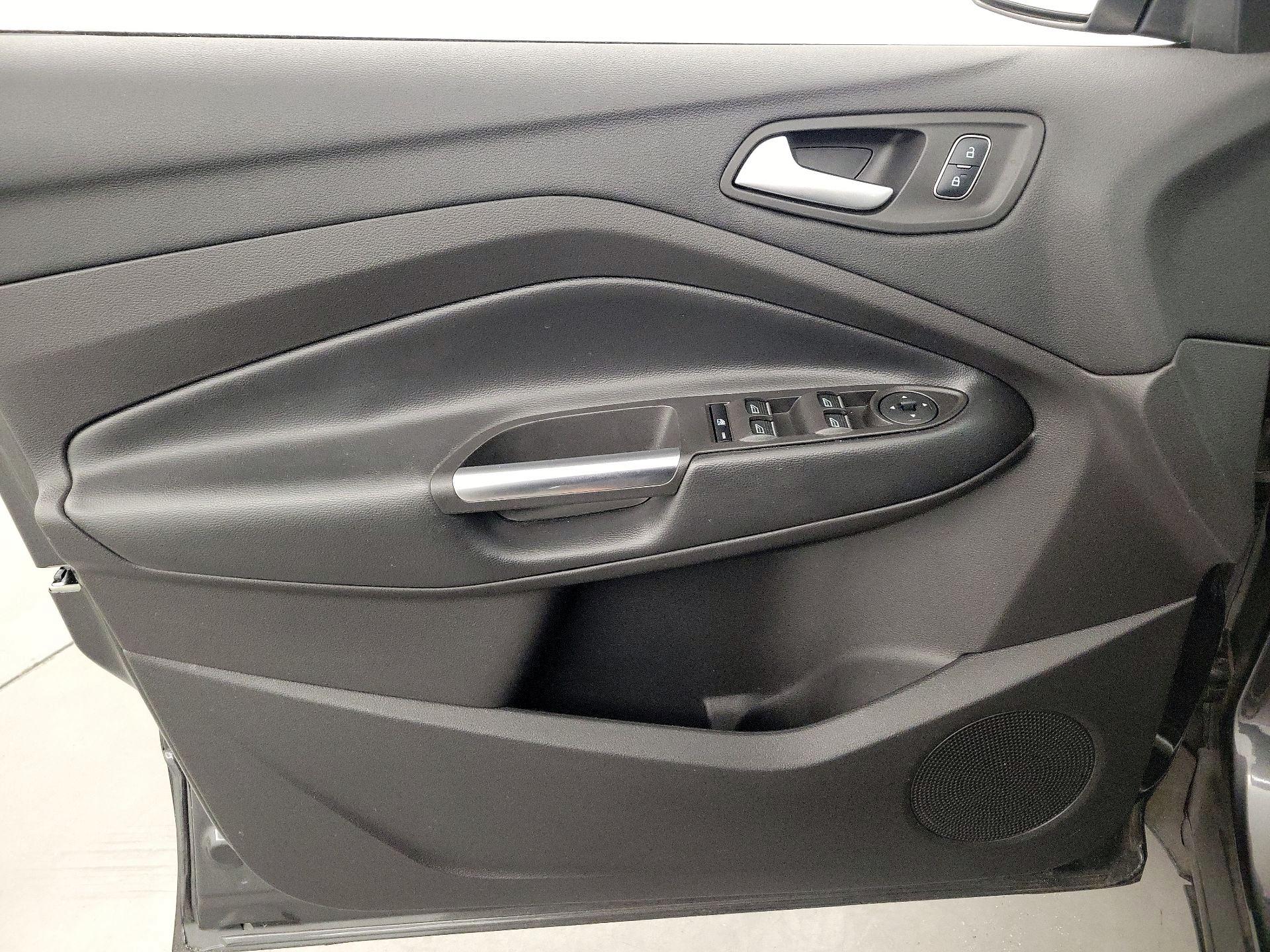 Thumbnail: 2019 Ford Escape - 12