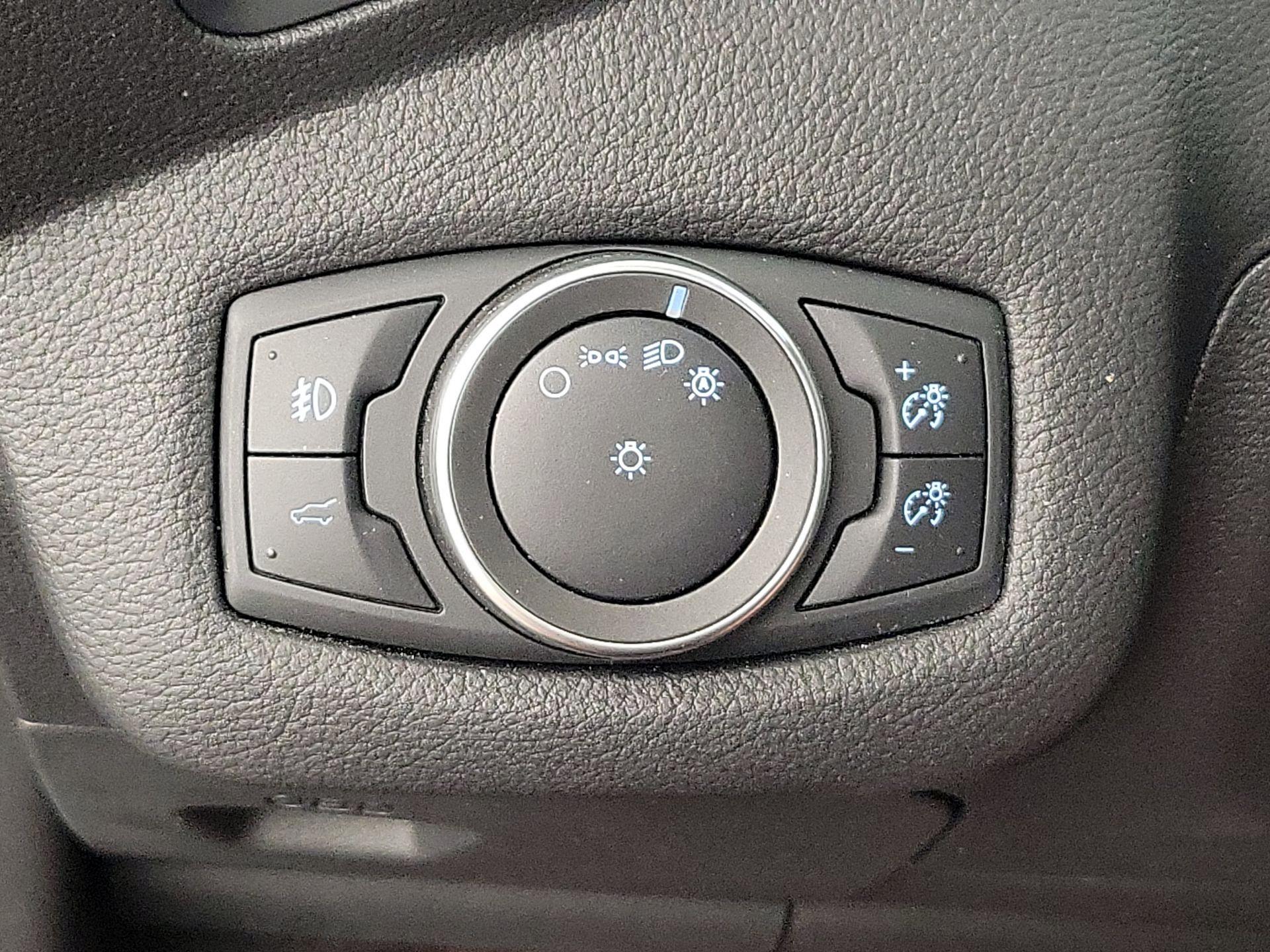 Thumbnail: 2019 Ford Escape - 13