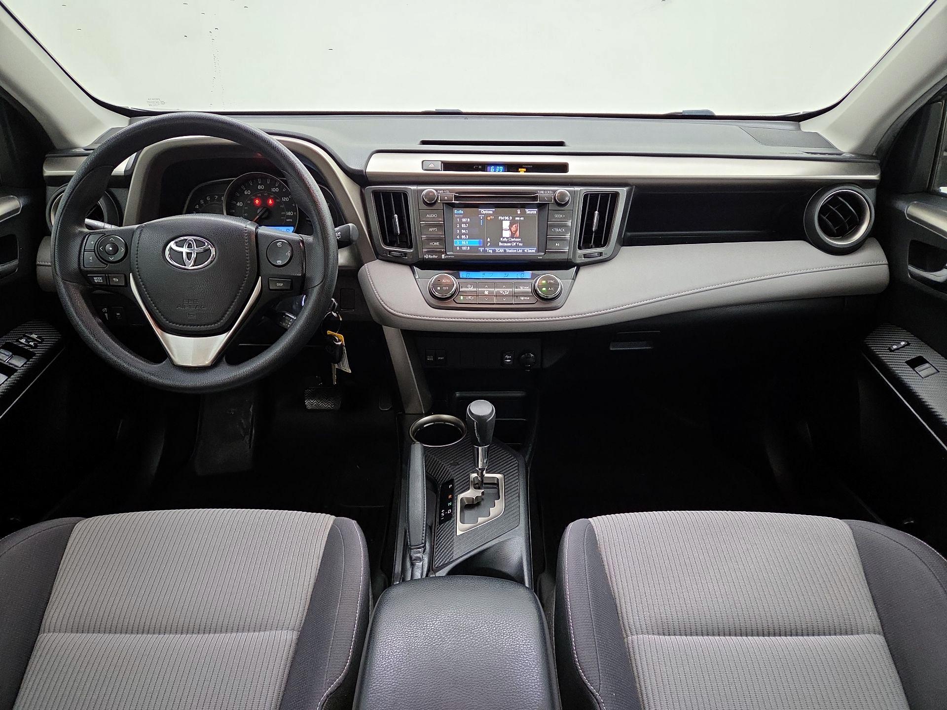 Thumbnail: 2014 Toyota RAV4 - 9