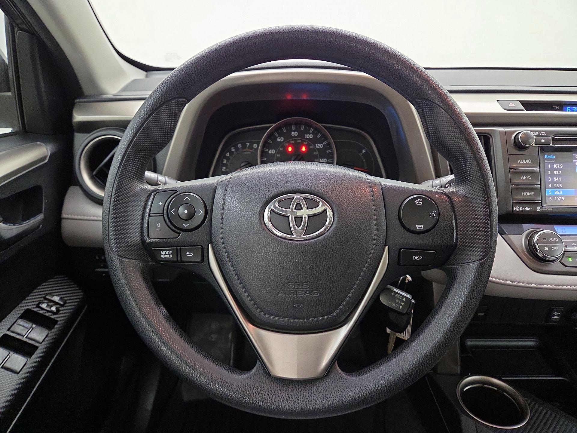 Thumbnail: 2014 Toyota RAV4 - 10