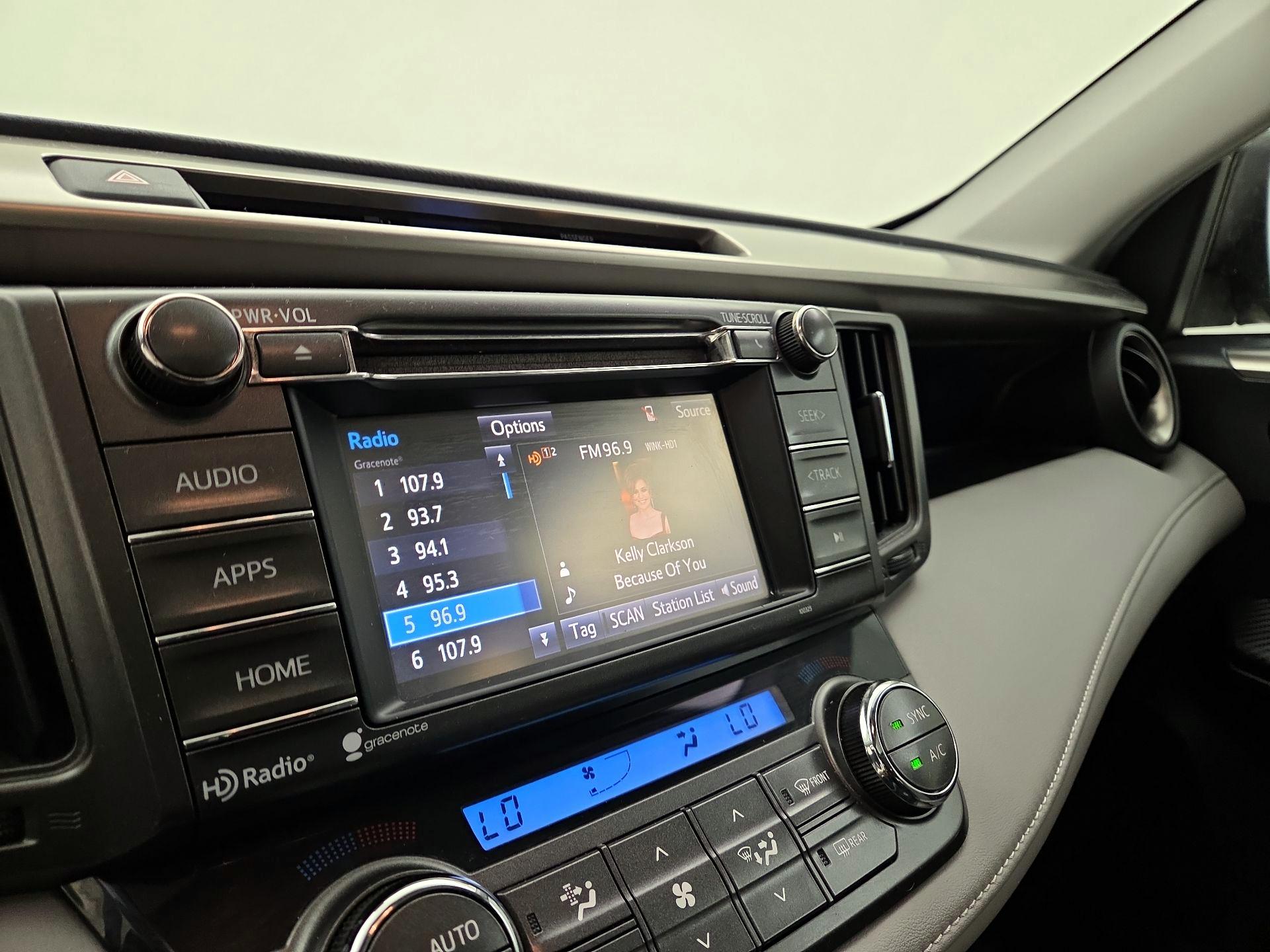 Thumbnail: 2014 Toyota RAV4 - 15
