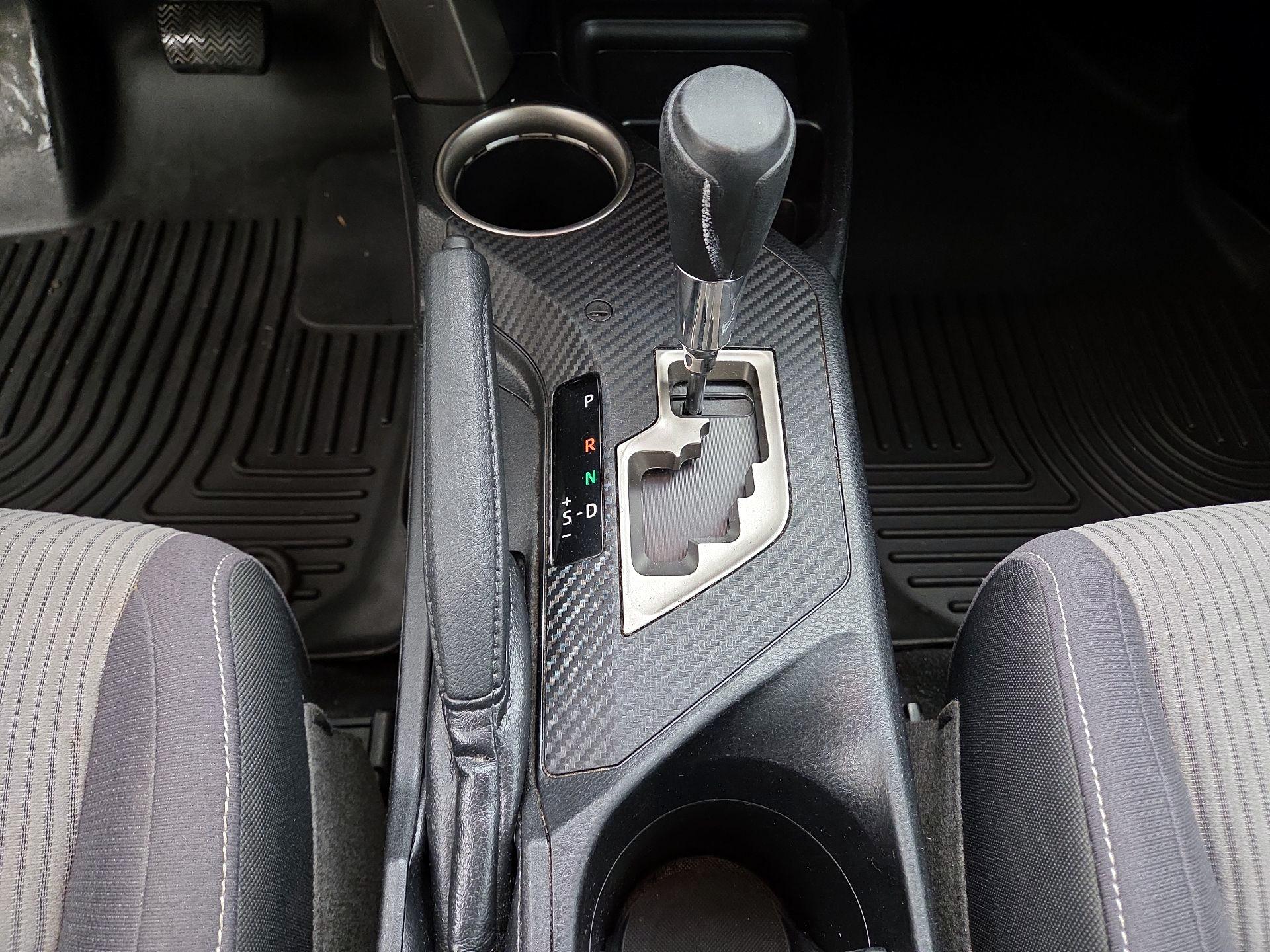Thumbnail: 2014 Toyota RAV4 - 17
