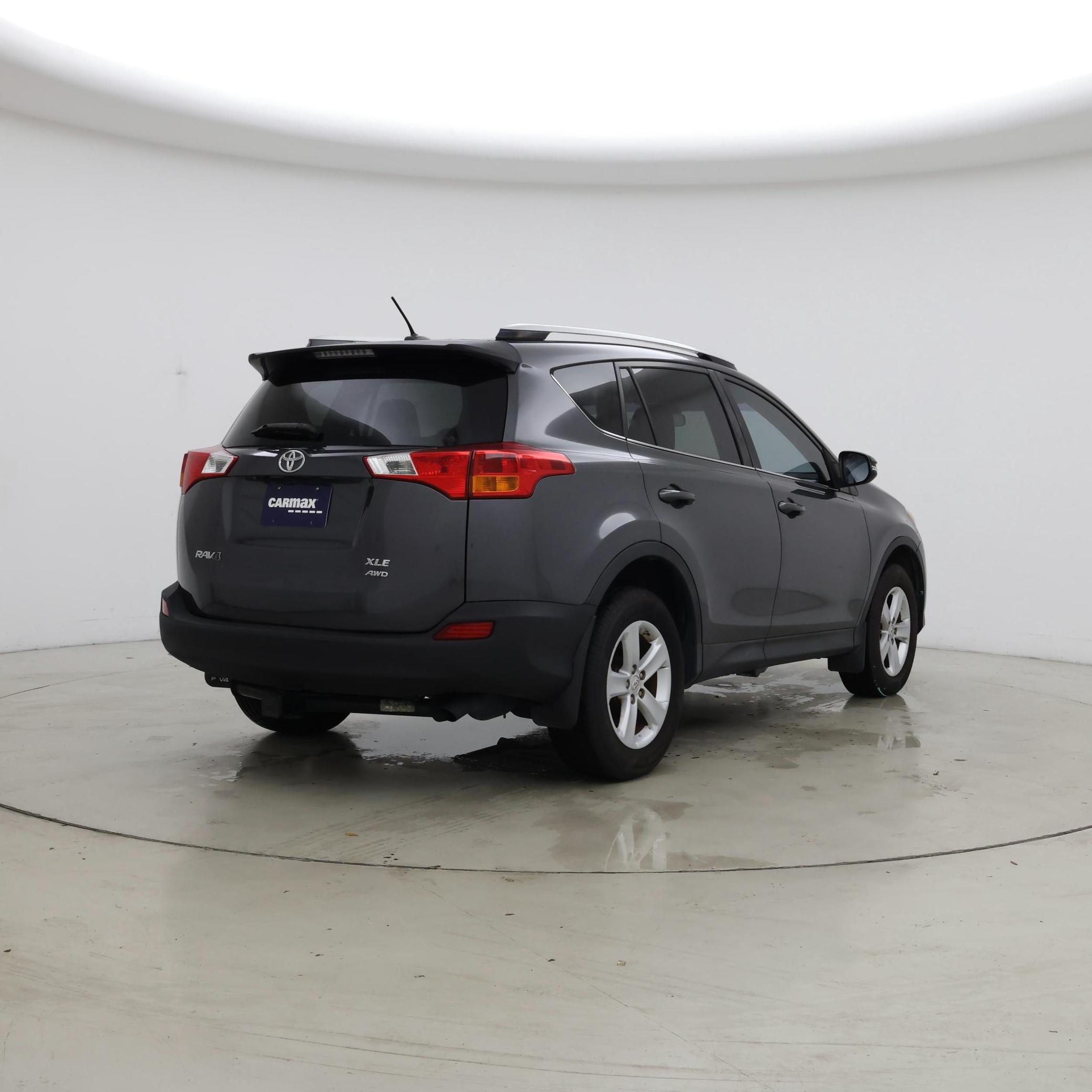 Thumbnail: 2014 Toyota RAV4 - 8