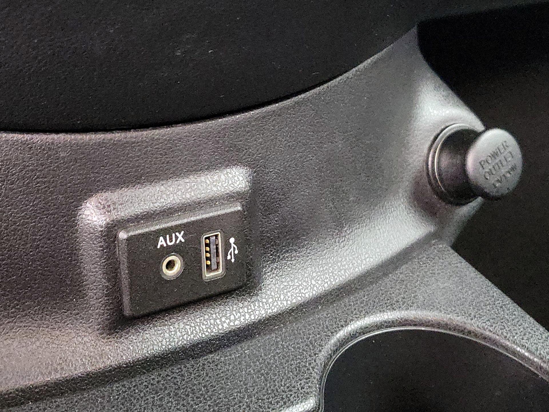Thumbnail: 2019 Nissan Versa - 18