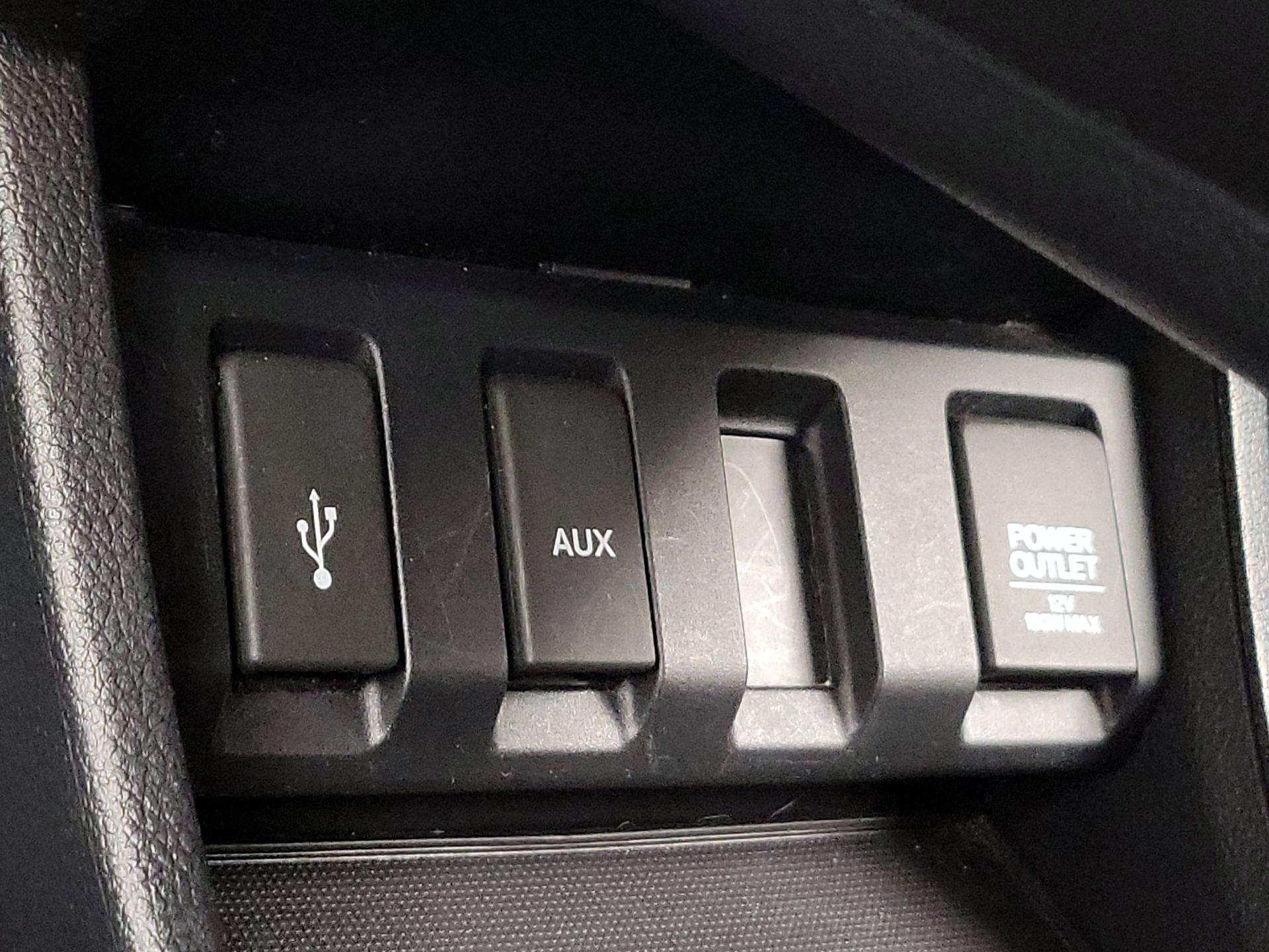 Thumbnail: 2018 Honda HR-V - 18