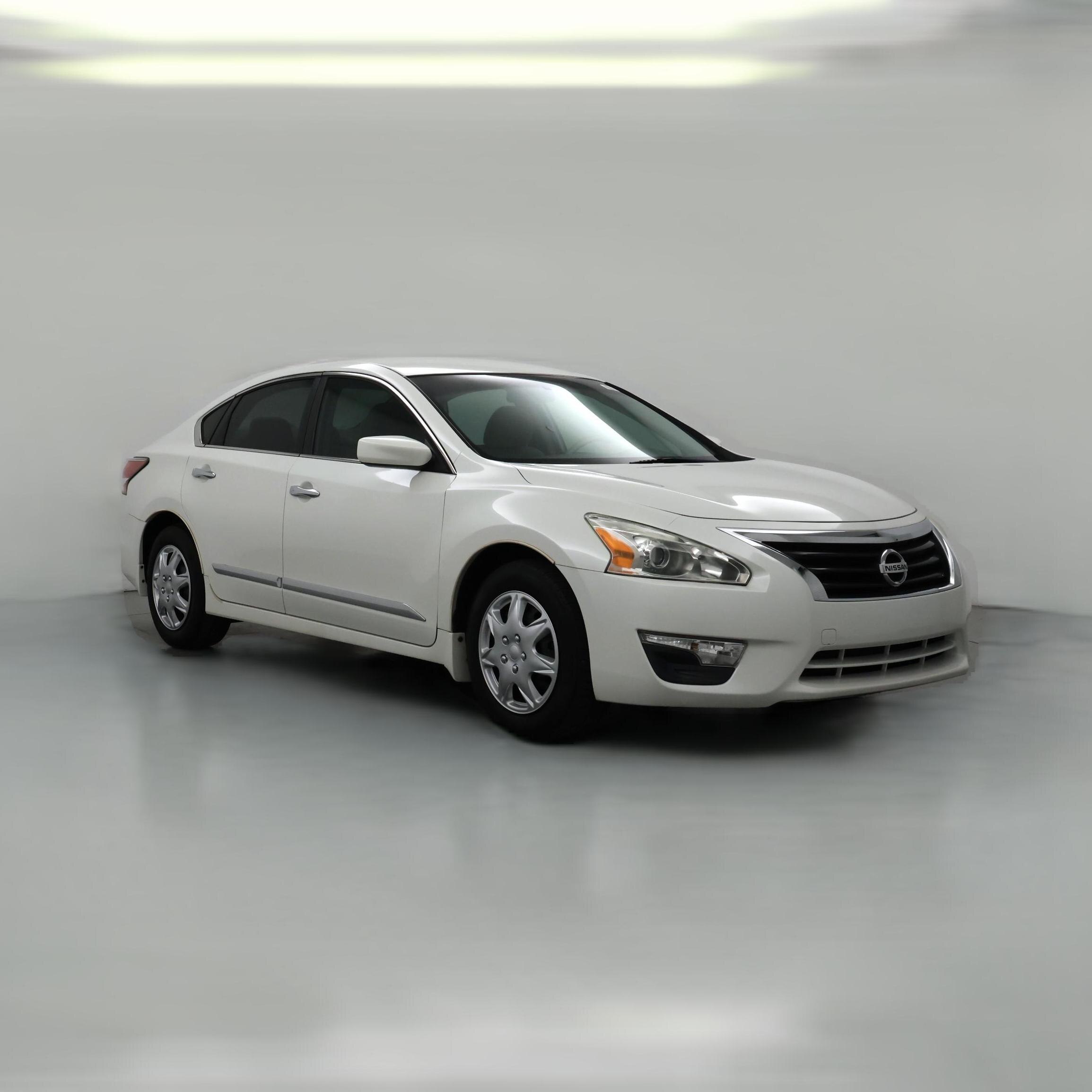 Thumbnail: 2014 Nissan Altima - 1