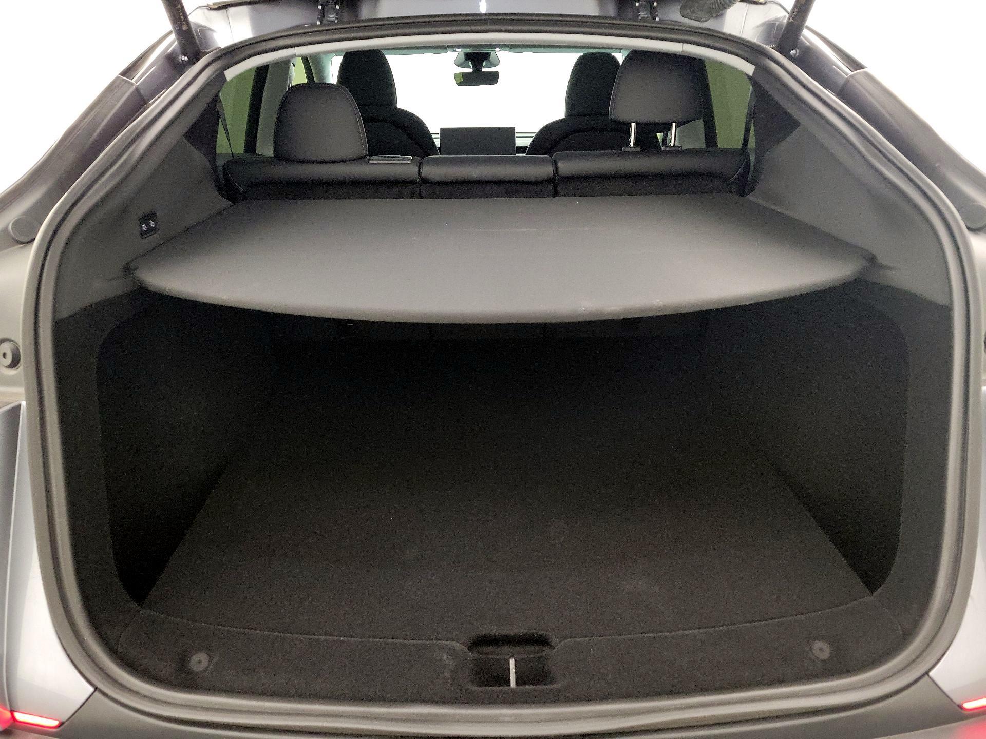 Thumbnail: 2026 Tesla Model Y - 20