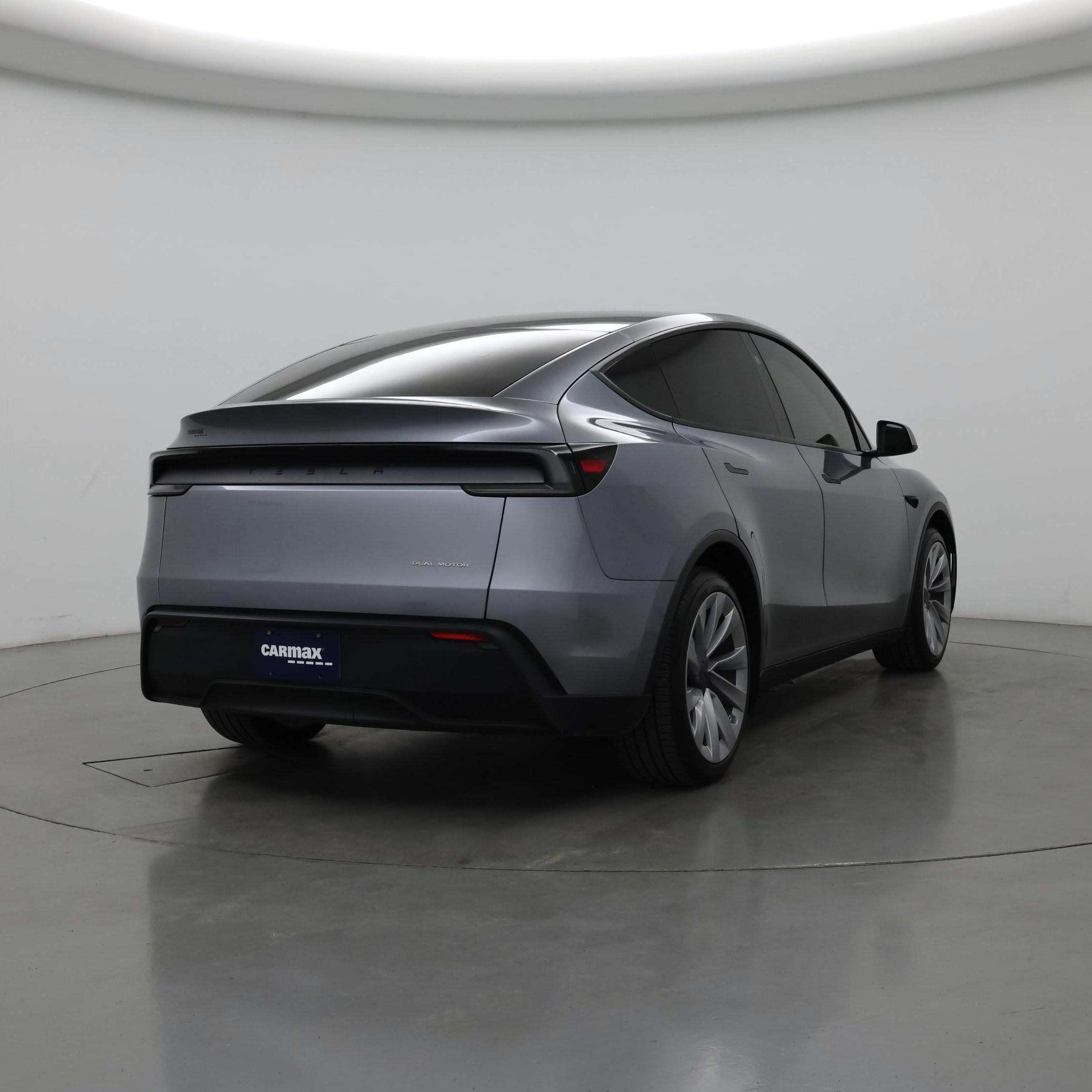 Thumbnail: 2026 Tesla Model Y - 8