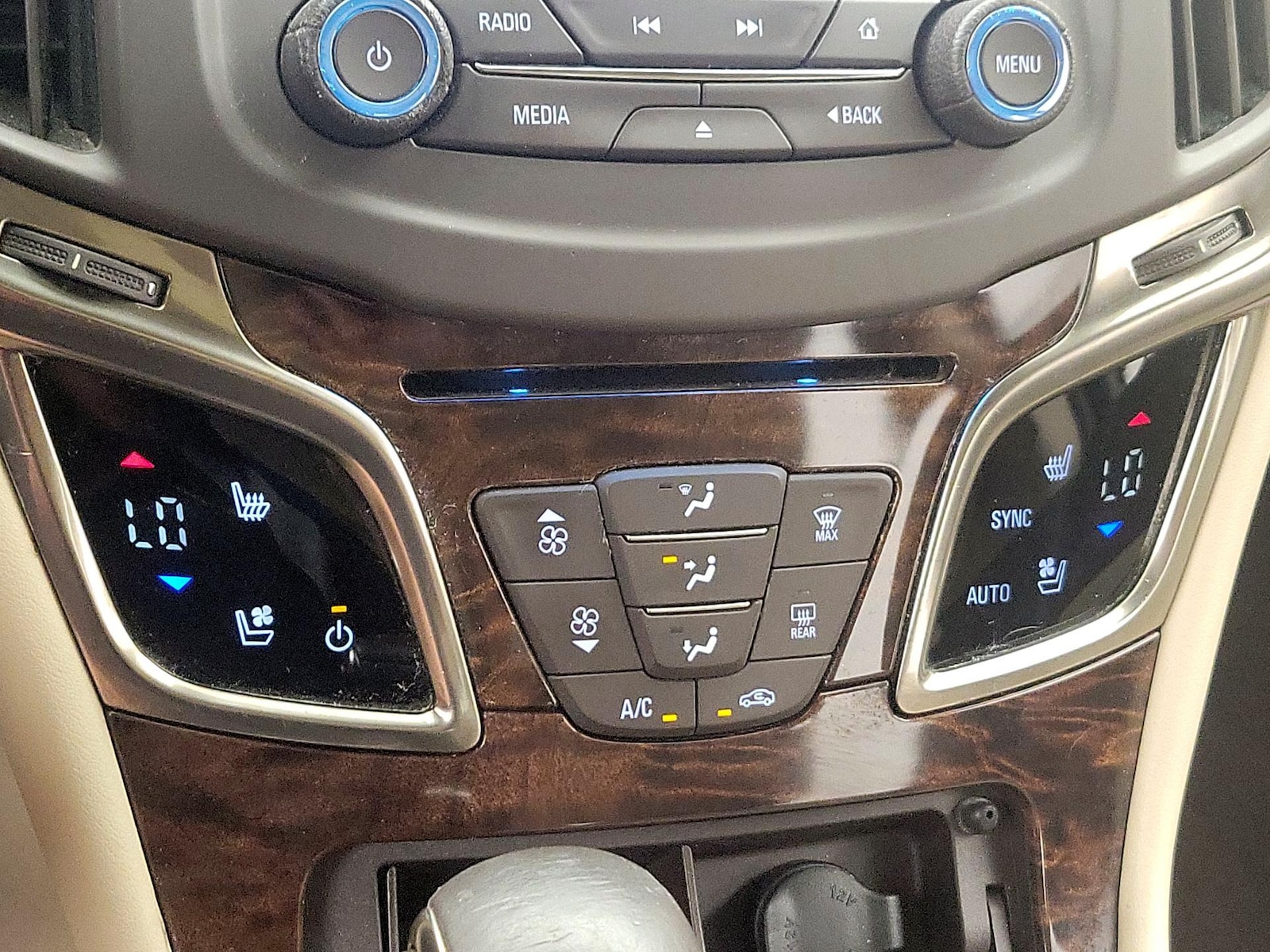 2015 Buick LaCrosse Premium 2 - Photo 17