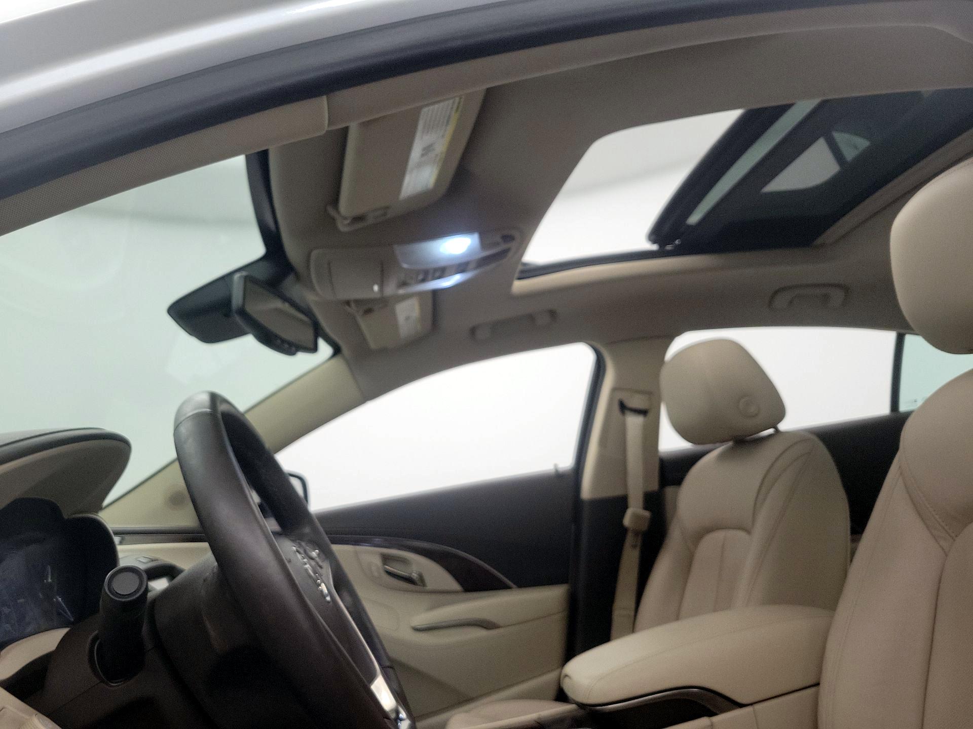 Thumbnail: 2015 Buick LaCrosse - 19