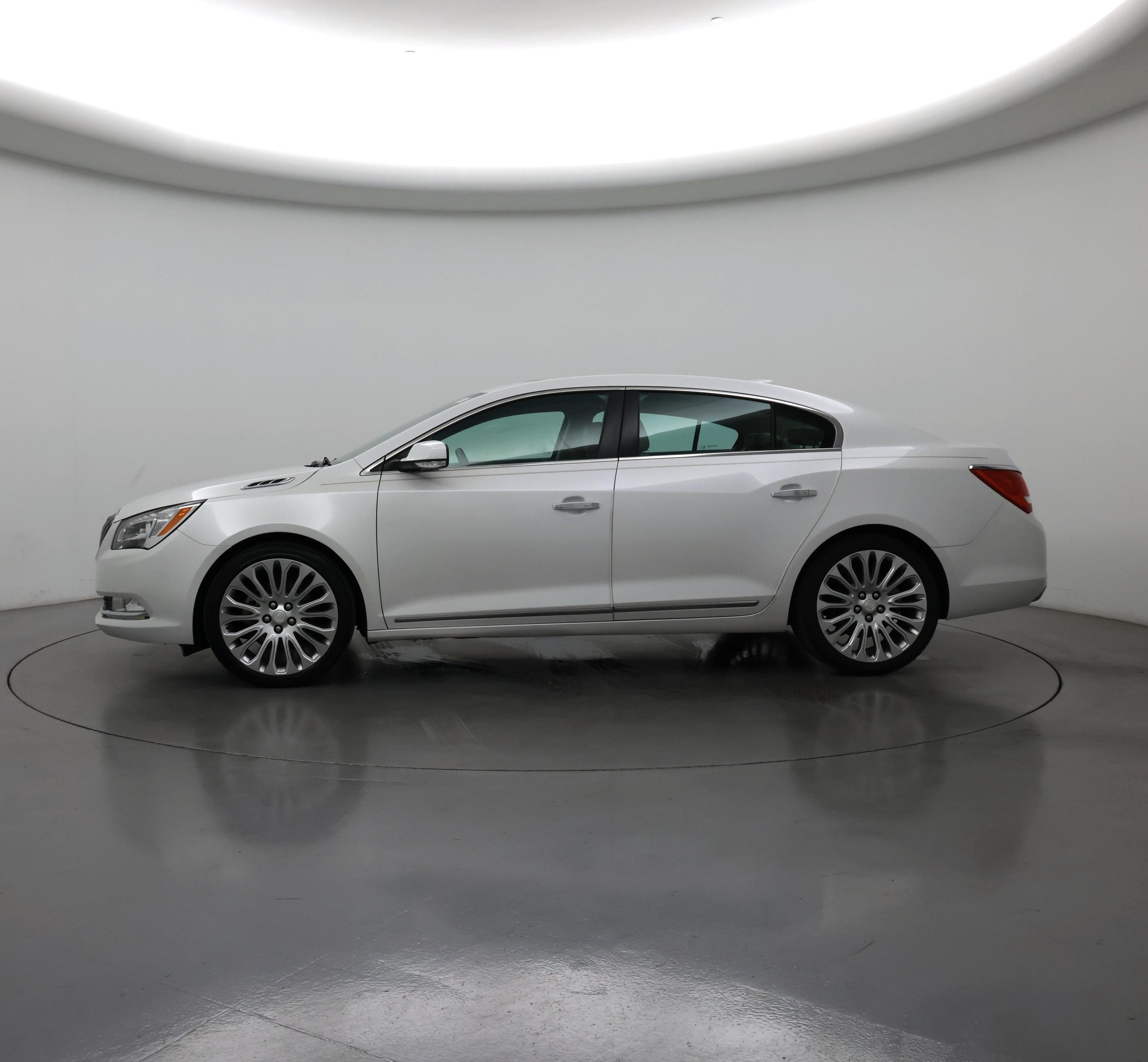 Thumbnail: 2015 Buick LaCrosse - 3