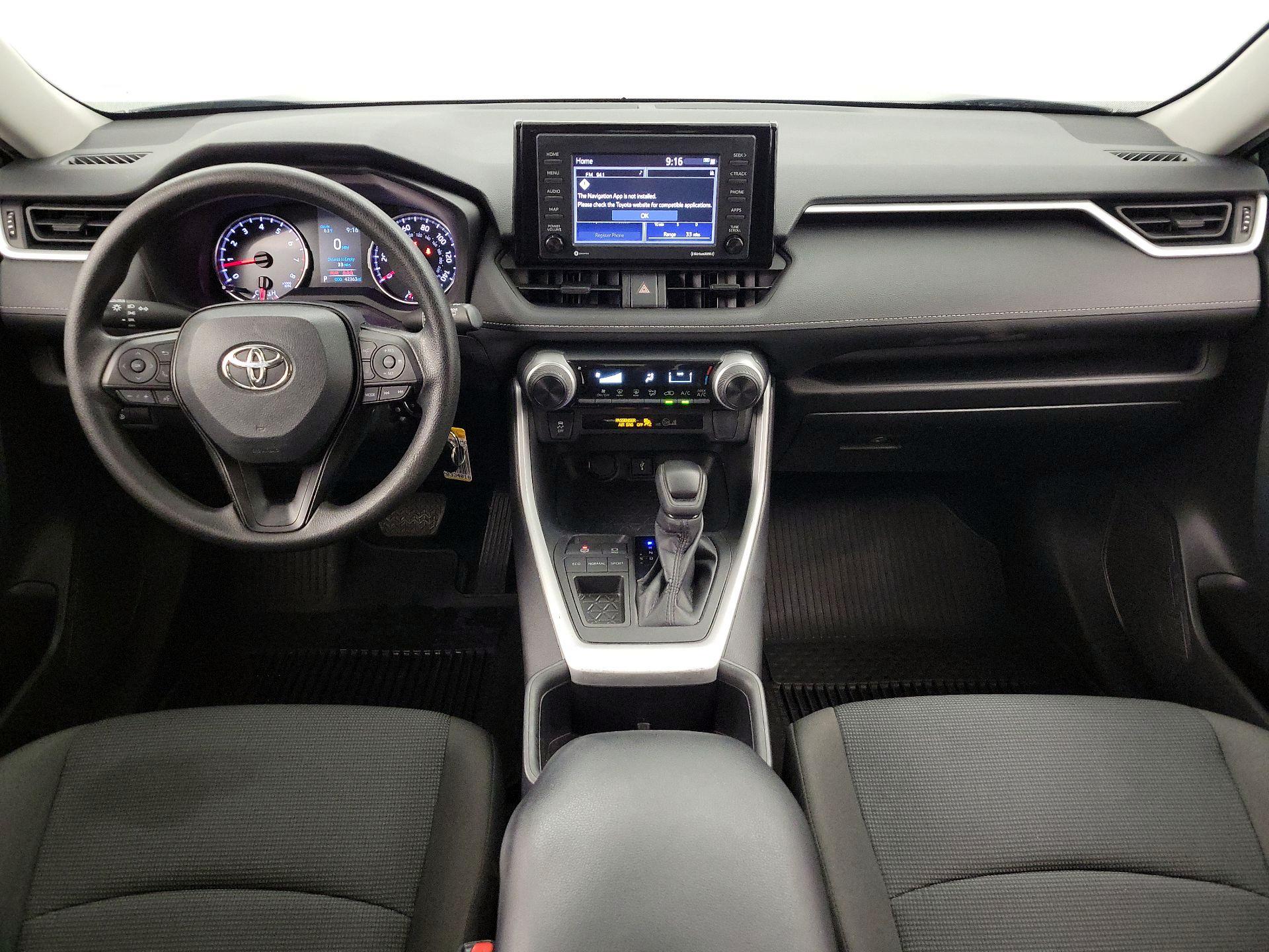 Thumbnail: 2022 Toyota RAV4 - 9