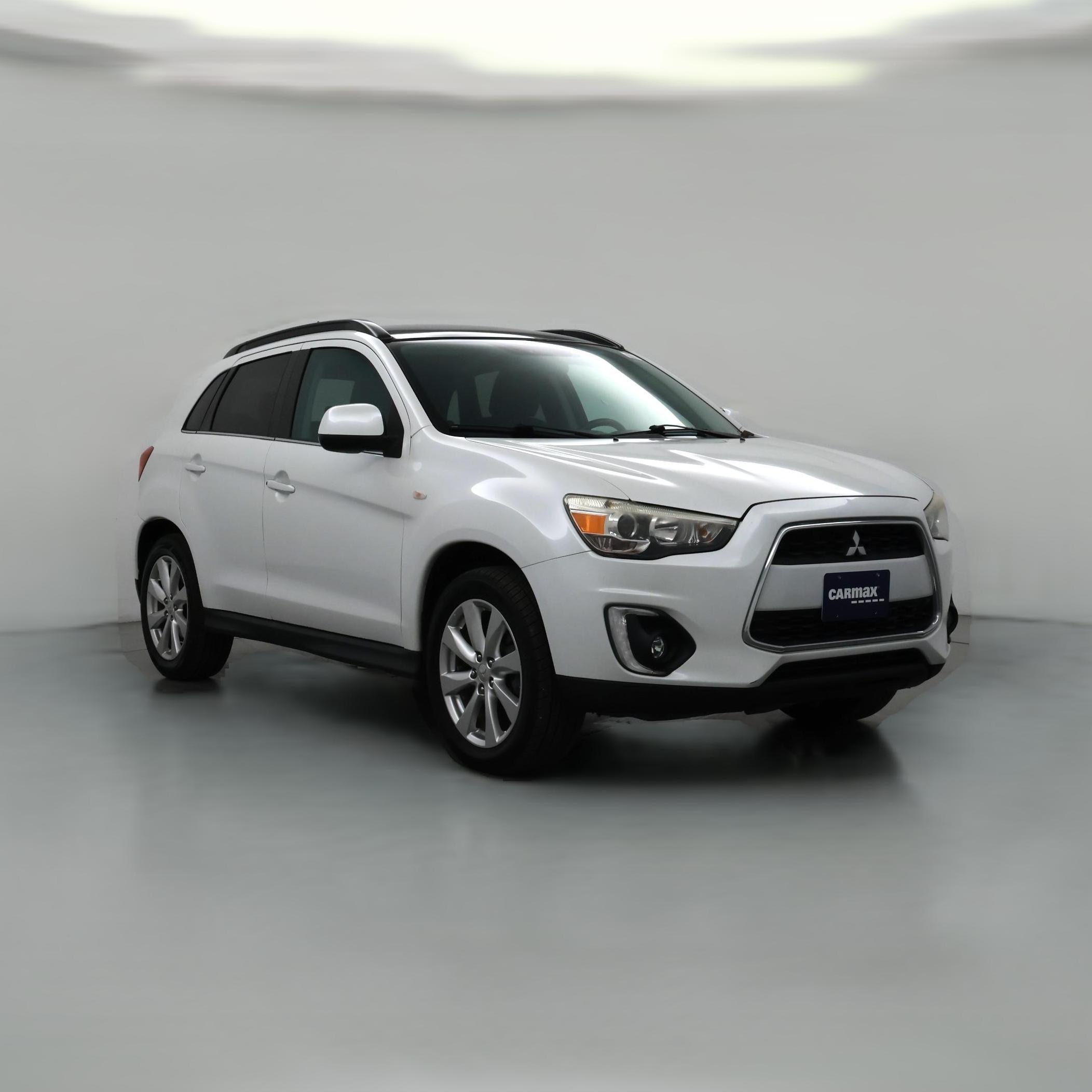 Thumbnail: 2015 Mitsubishi Outlander Sport - 1