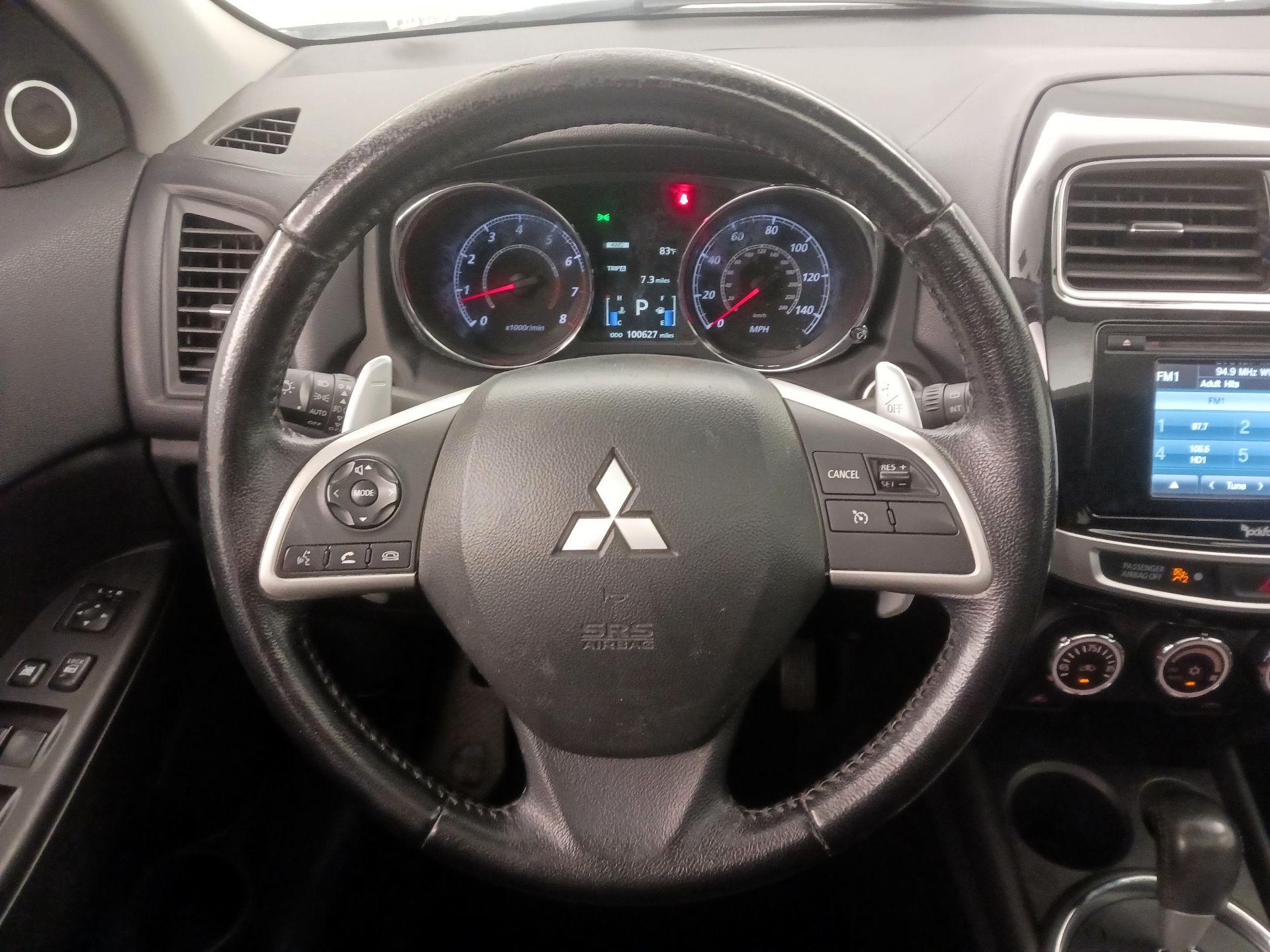 Thumbnail: 2015 Mitsubishi Outlander Sport - 10