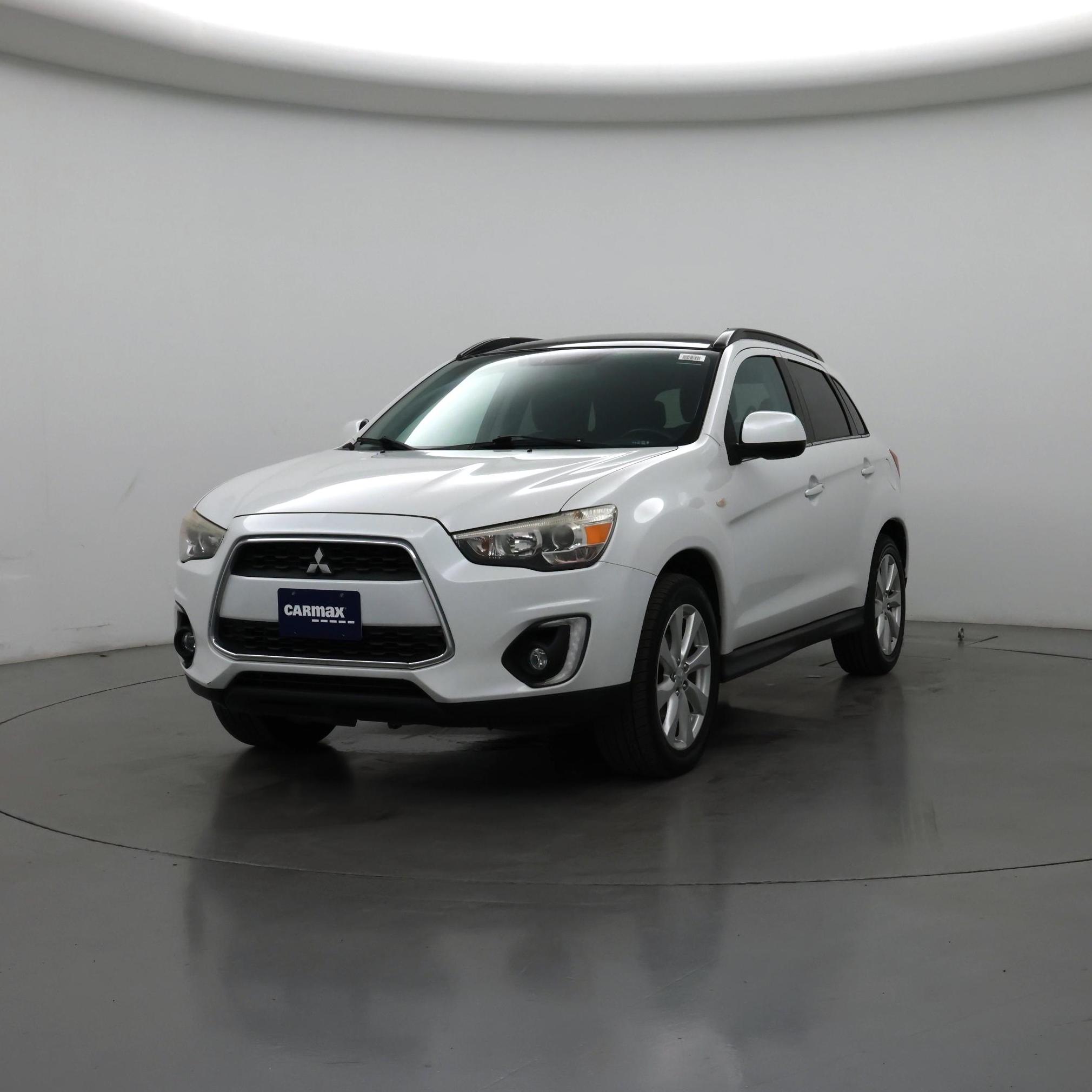 Thumbnail: 2015 Mitsubishi Outlander Sport - 4